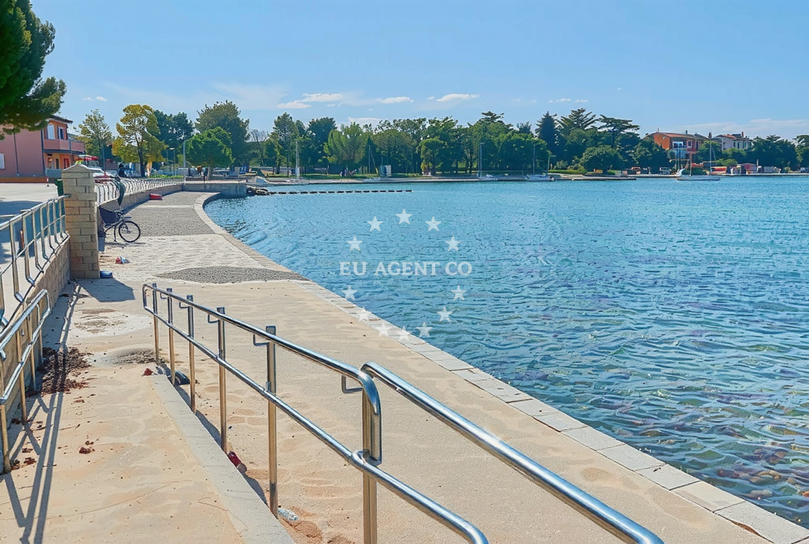 Additional view of Umag Sand Beach in 12 Gian Rinalda Carlia, Umag