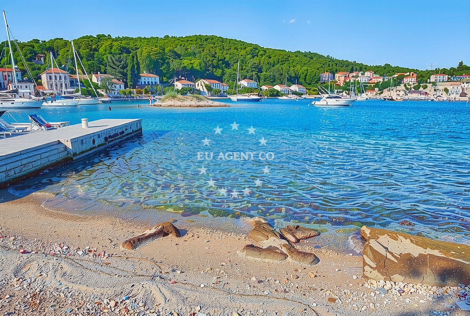 Beach facilities and surroundings at Uš, Korčula (Korčula) in Uš