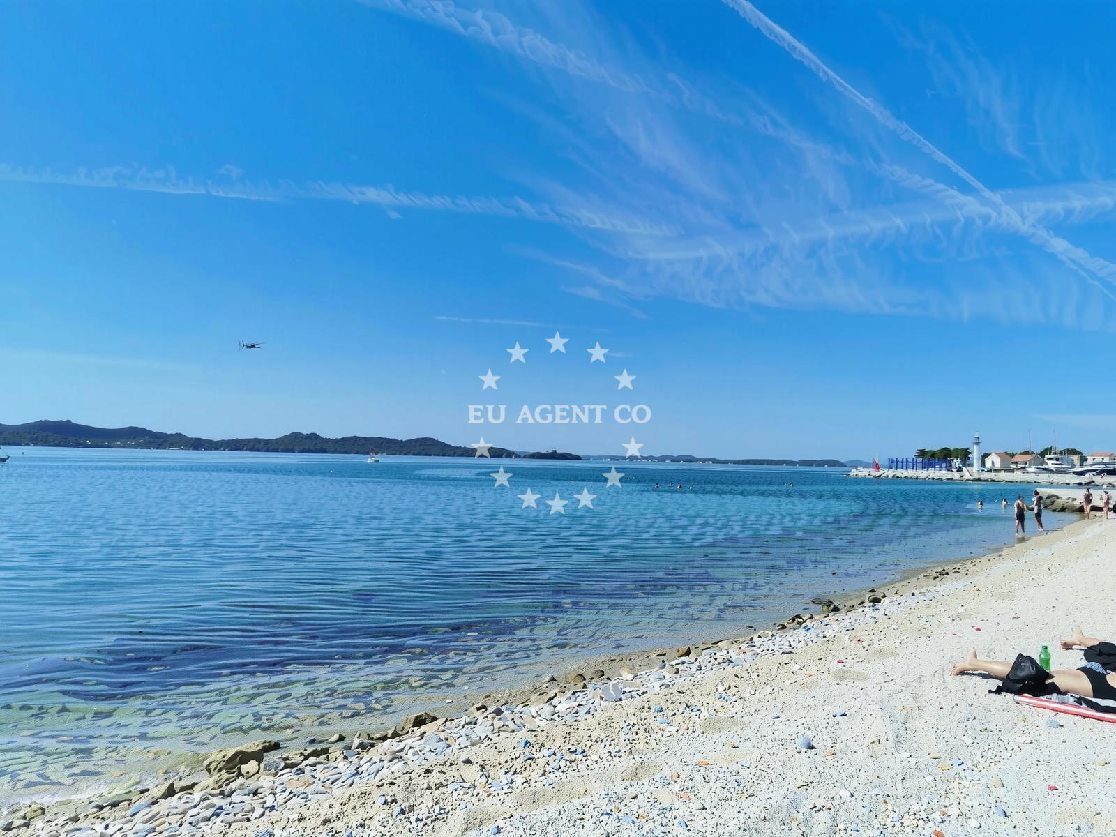Beach facilities and surroundings at Uskok Zadar beach in Ul. Augusta Cesarca 24-f Prizemlje, Zadar