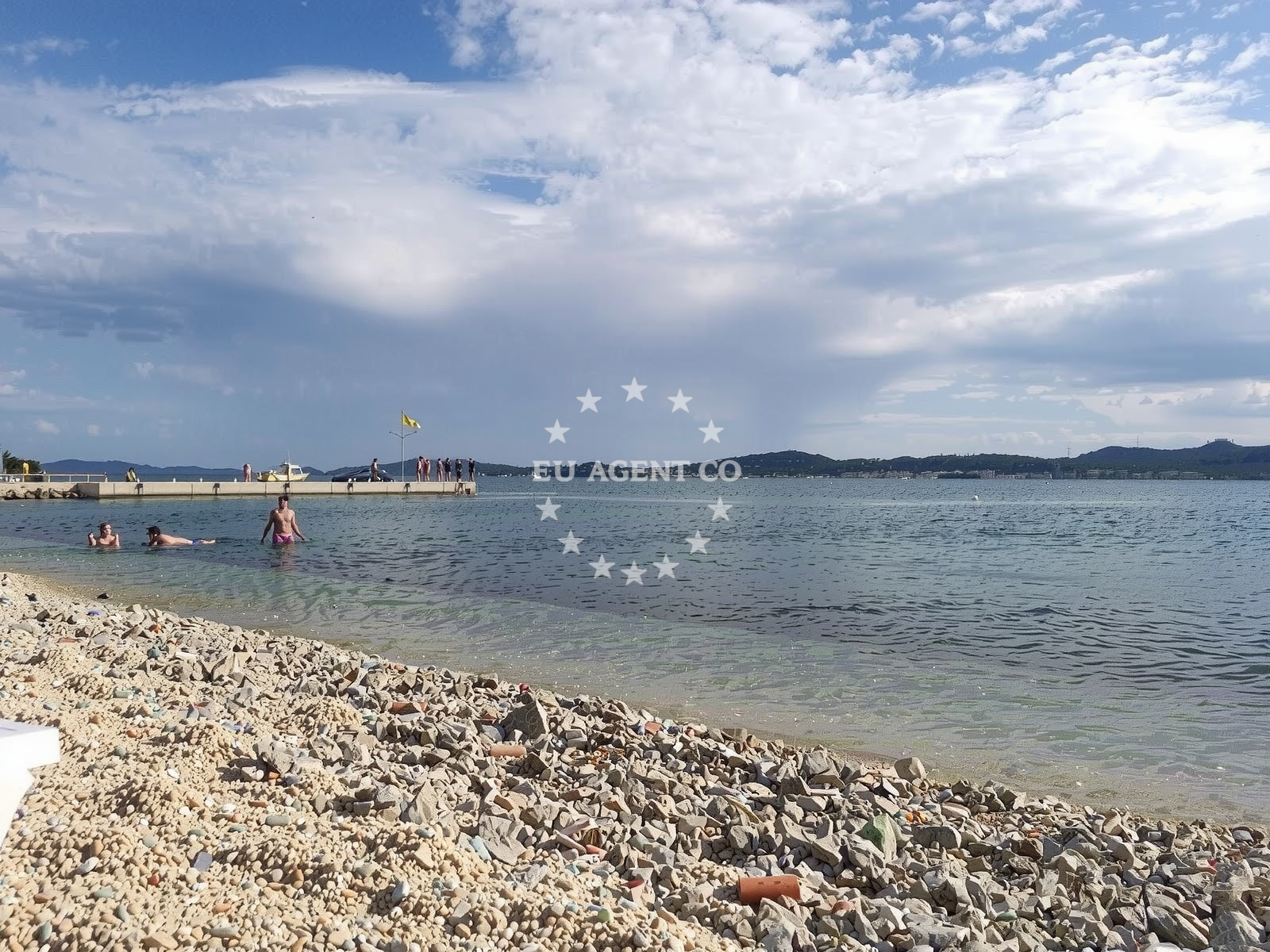 Additional view of Uskok Zadar beach in Ul. Augusta Cesarca 24-f Prizemlje, Zadar