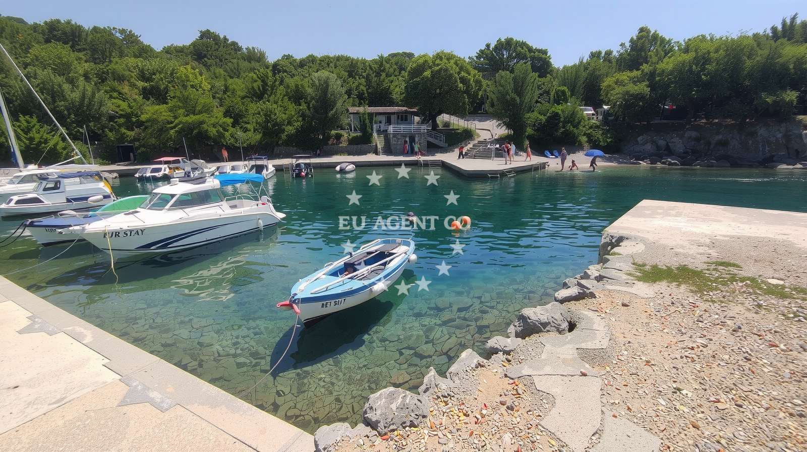 Additional view of Uvala Cavlena Beach in Milohnići 1A, Milohnići