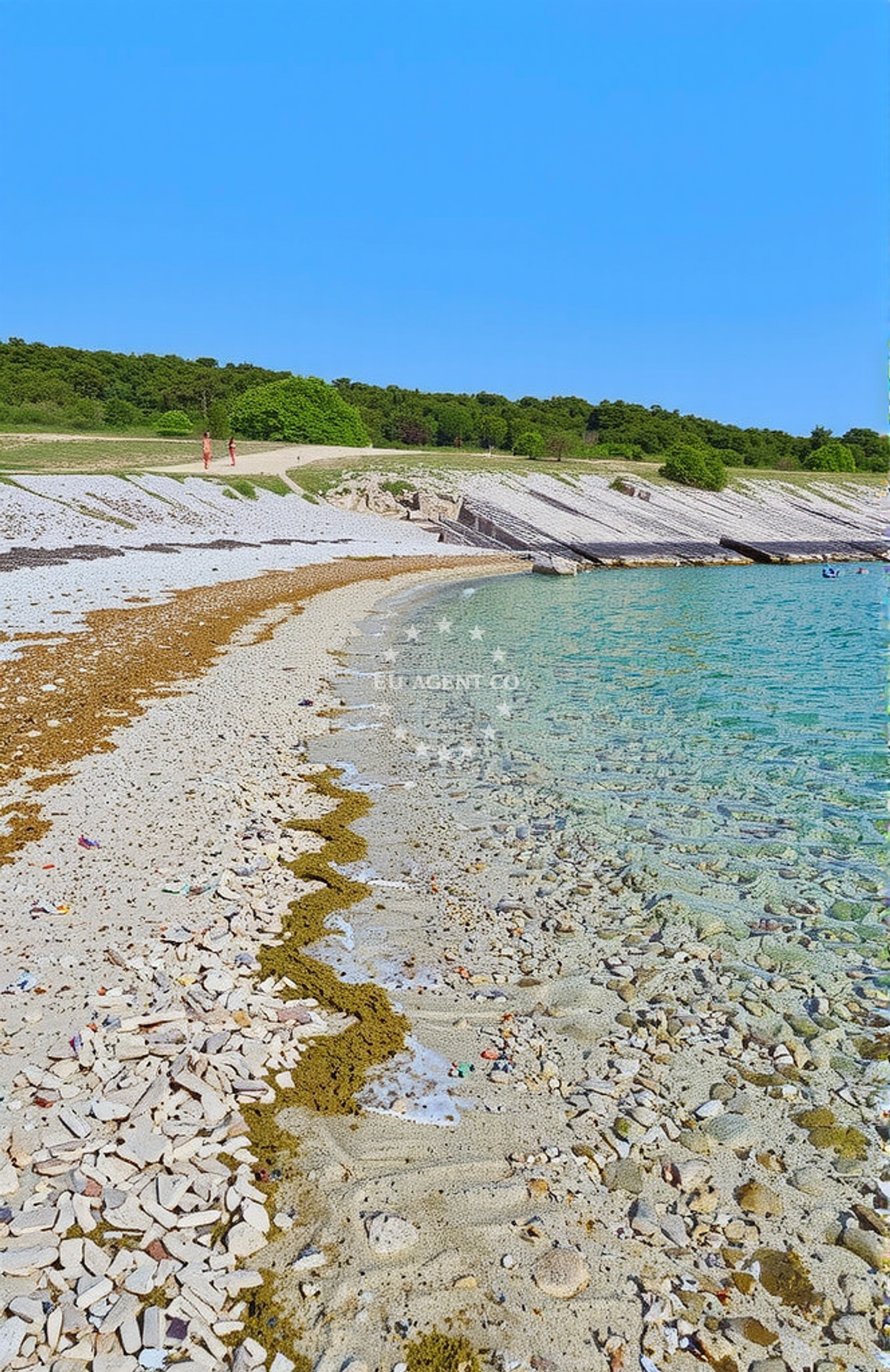 Additional view of Uvala Mala Draga in palera 11, Ližnjan