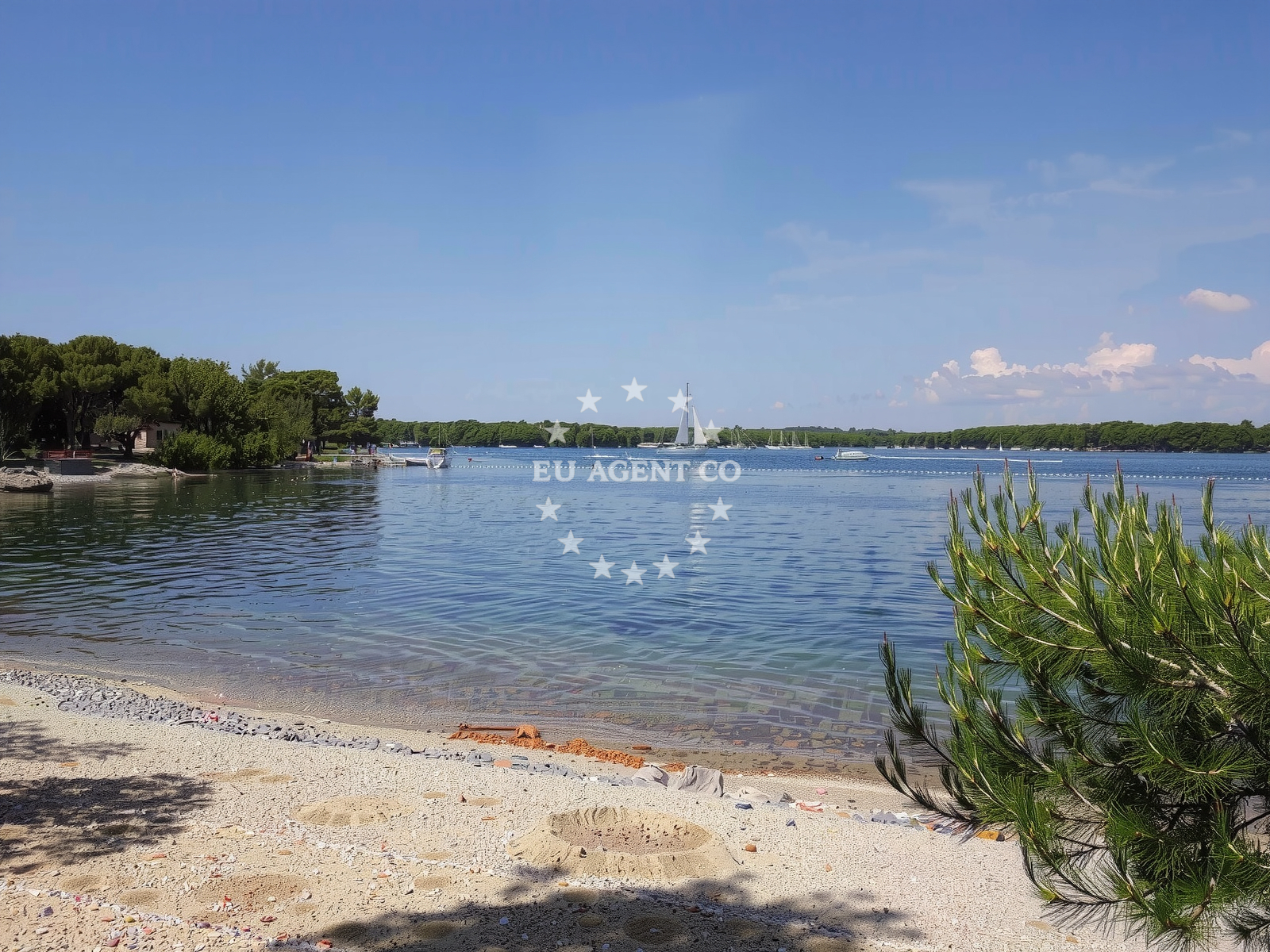 Shoreline and swimming area at Uvala Minerska bay in Jadrija IV/50, Jadrija