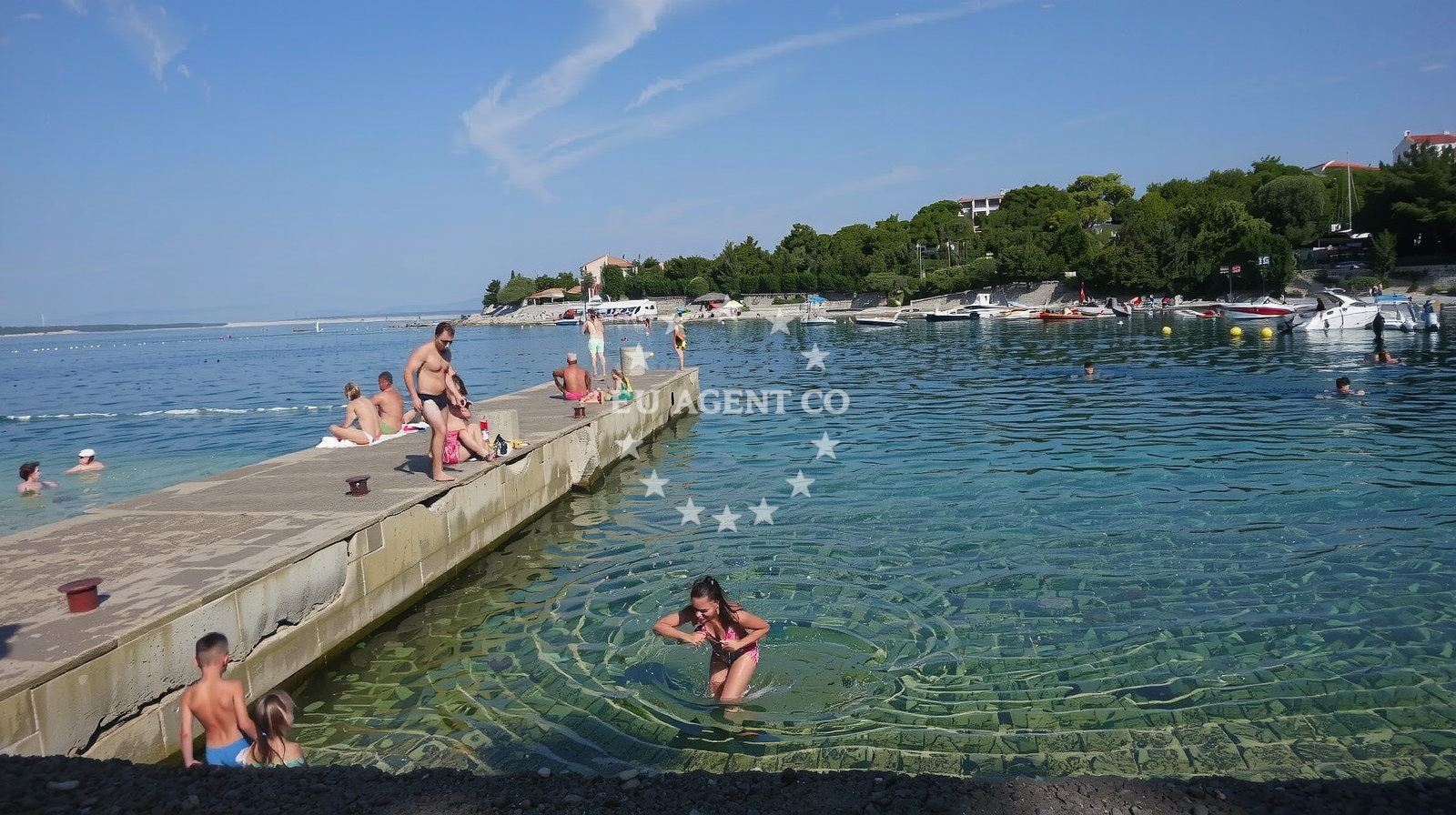 Sea and coastal view of Uvala Slana in Matkino 5, Selce