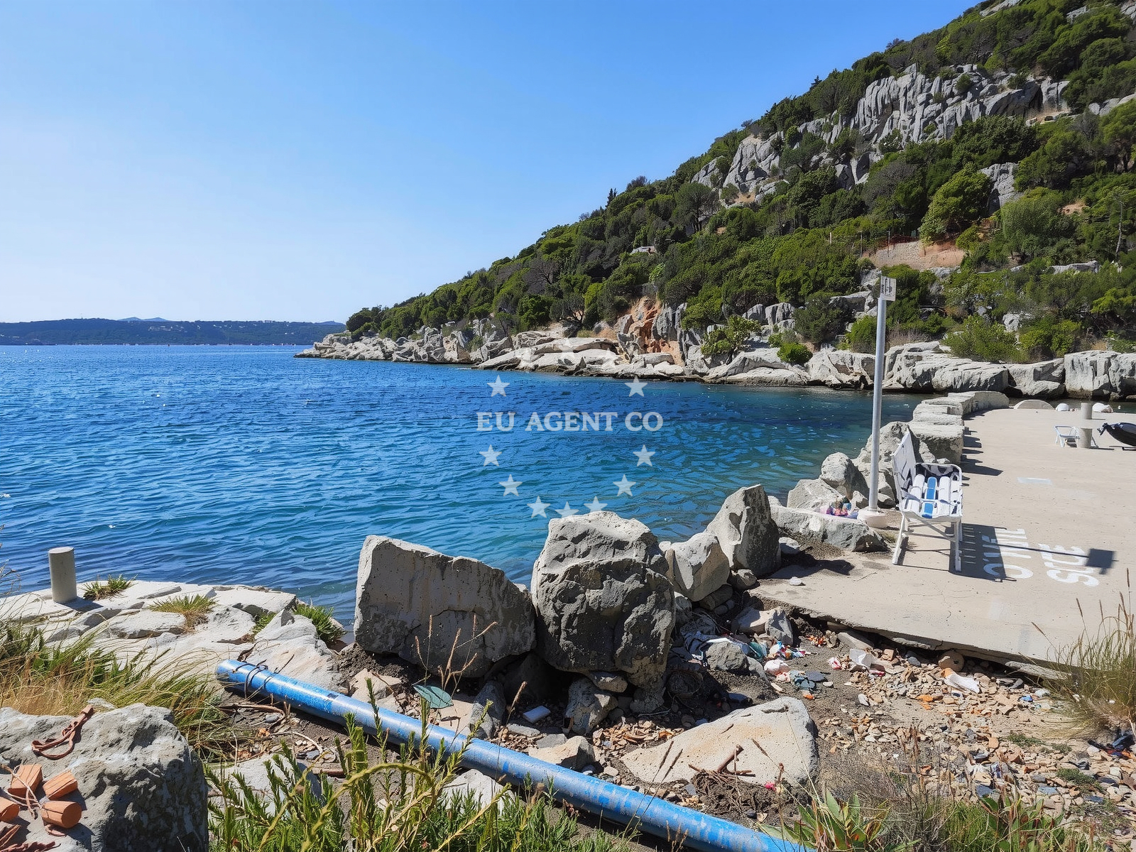 Sea and coastal view of Uvala Svitla in 36 Put Dolca, Kali