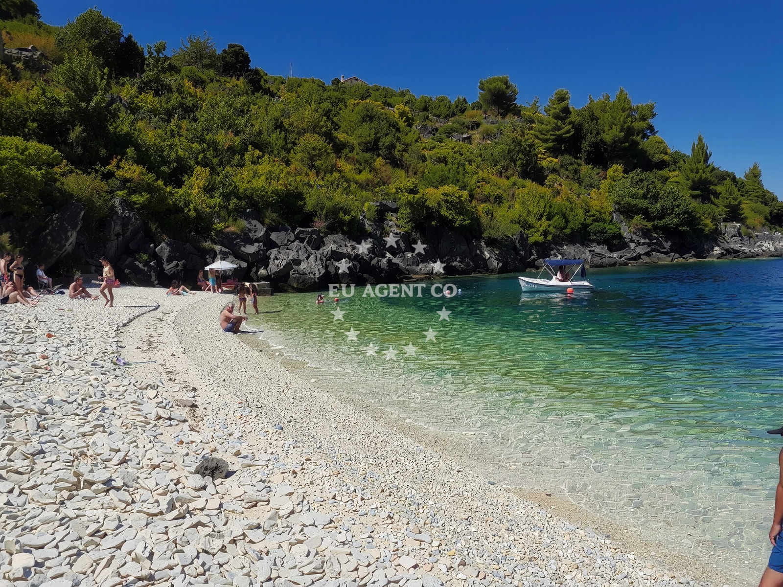 Shoreline and swimming area at Vaja Bay in 252 Račišće, Račišće