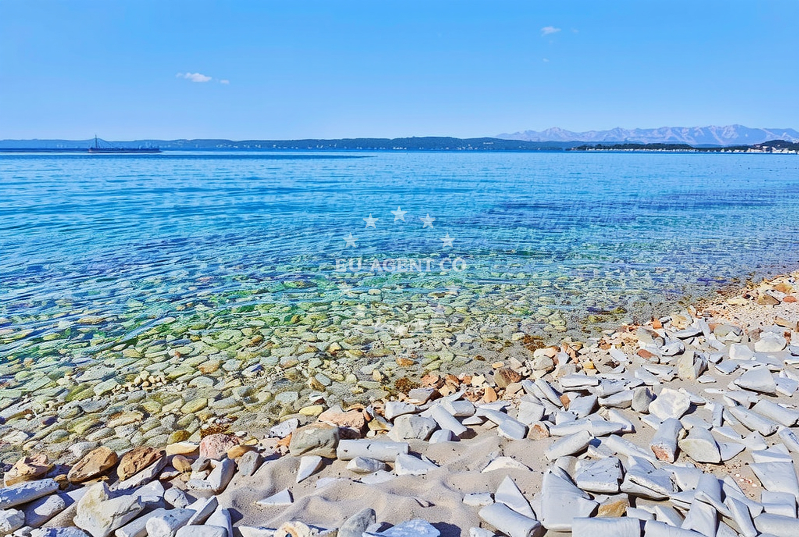Additional view of Vaja Bay in 252 Račišće, Račišće