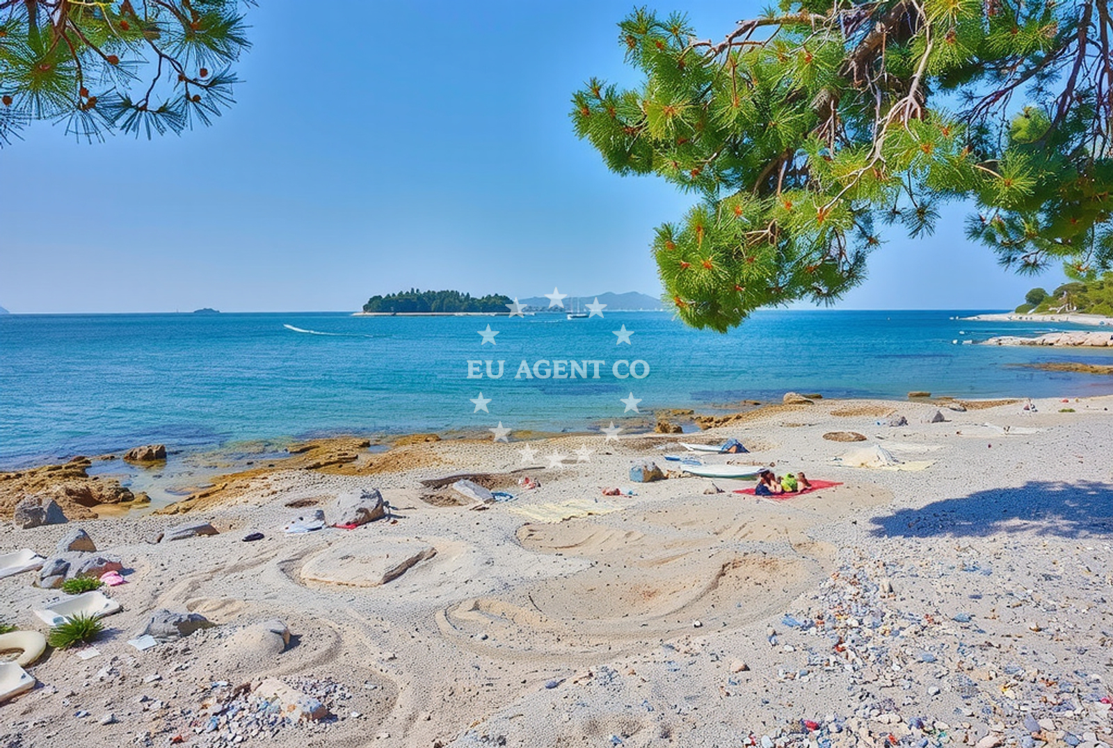 Beach facilities and surroundings at Val de Lesso (Borik), Rovinj in Val de Lesso (Borik)