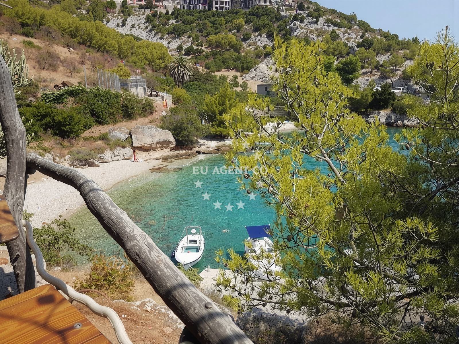 Sea and coastal view of Vala Hrvaska in Nakal 5, Selca