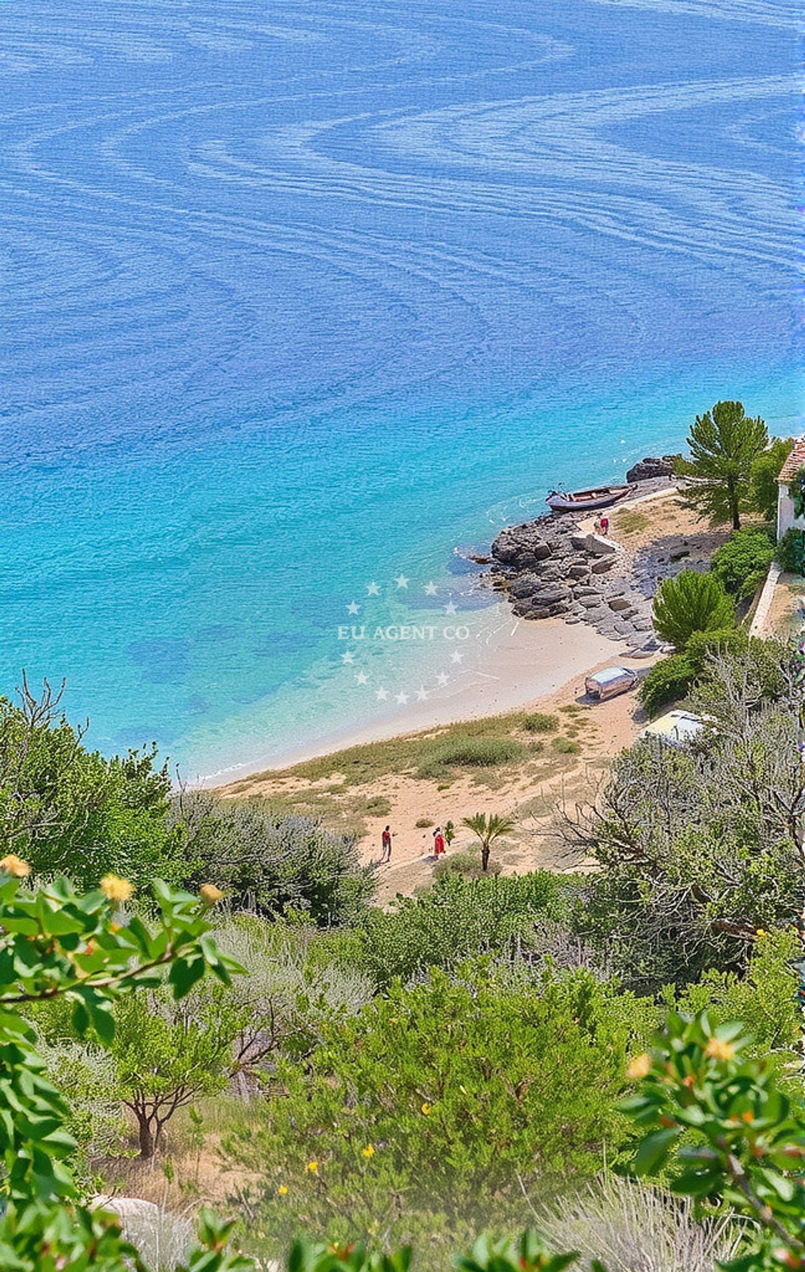 Sea and coastal view of Vala Hrvaska IV in David cesta 125, Bol