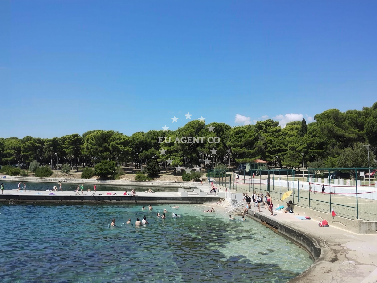 Beach facilities and surroundings at Valkane Beach in 15 Kupelwieserova ulica 52100 Pula, Pula