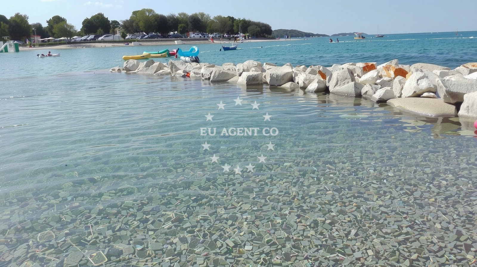 Additional view of Valkanela beach in Valkanela 6, Funtana