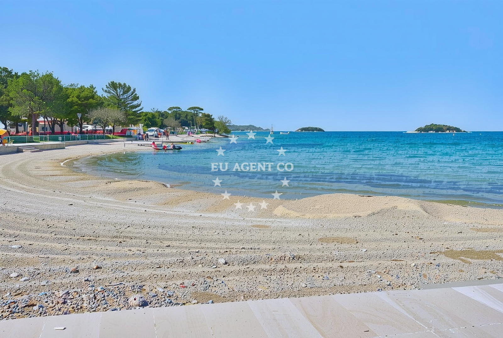 Additional view of Valkanela beach in Valkanela 6, Funtana