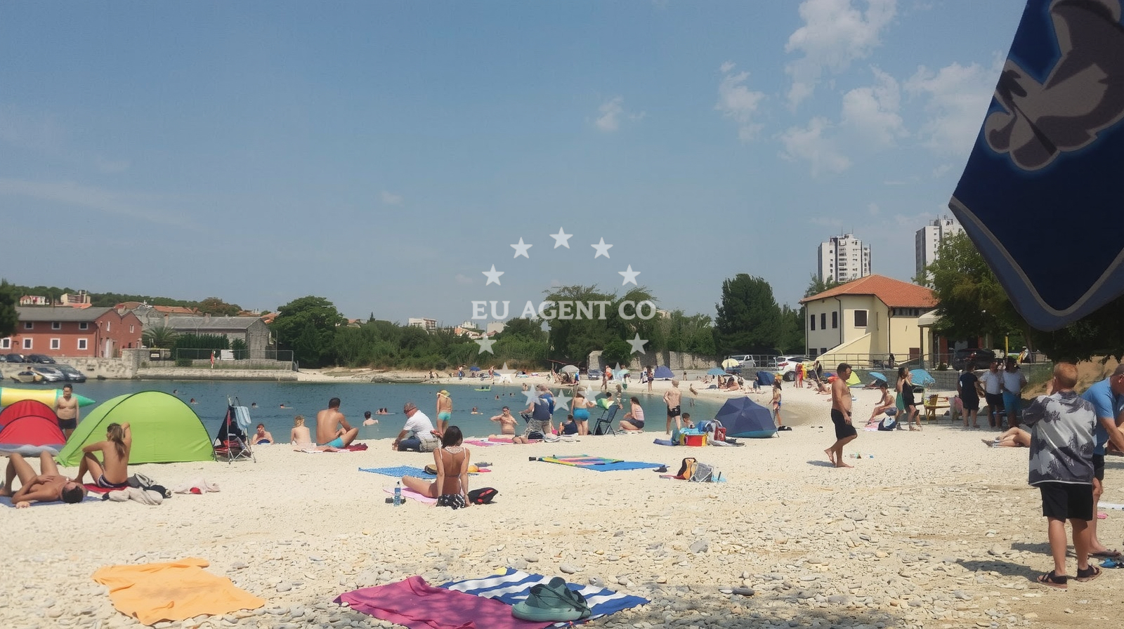 Additional view of Valsaline beach in 41 Valsaline, Pula
