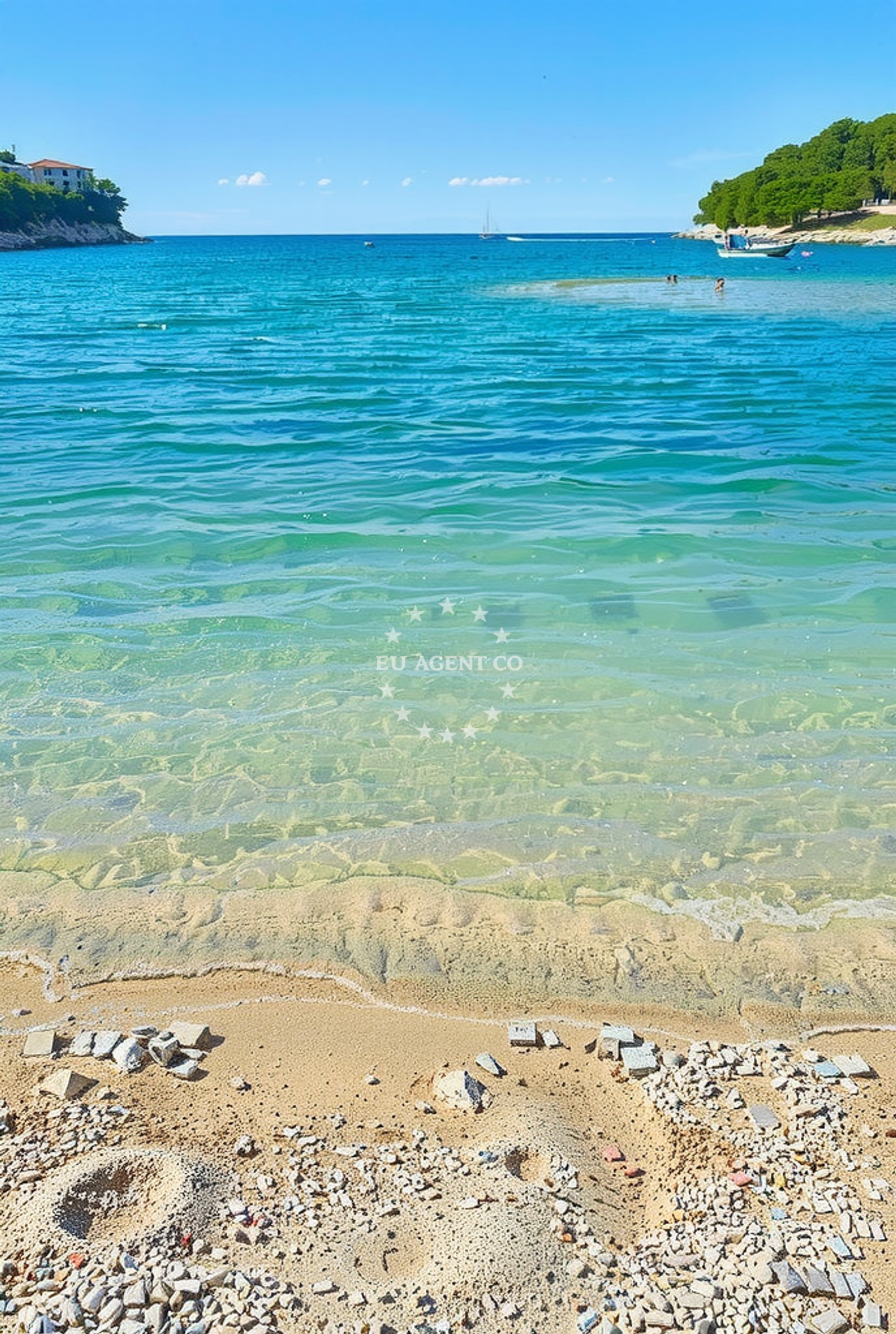 Additional view of Valsaline beach in 41 Valsaline, Pula