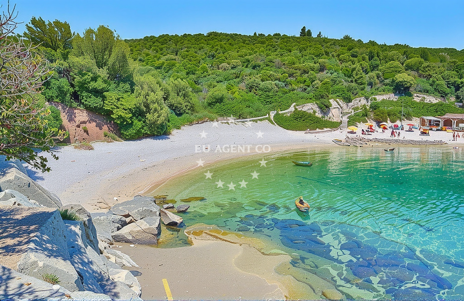 Shoreline and swimming area at Valtura: beaches and coves in Valtura