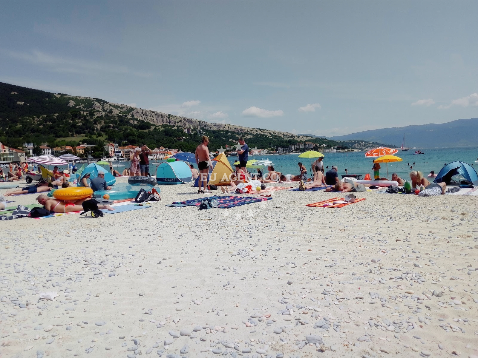 Additional view of Vela beach in Emila Geistlicha 52, Baška