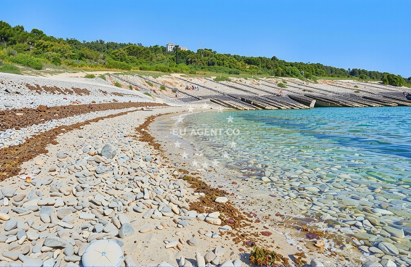 Additional view of Vela Draga beach in palera 11, Ližnjan