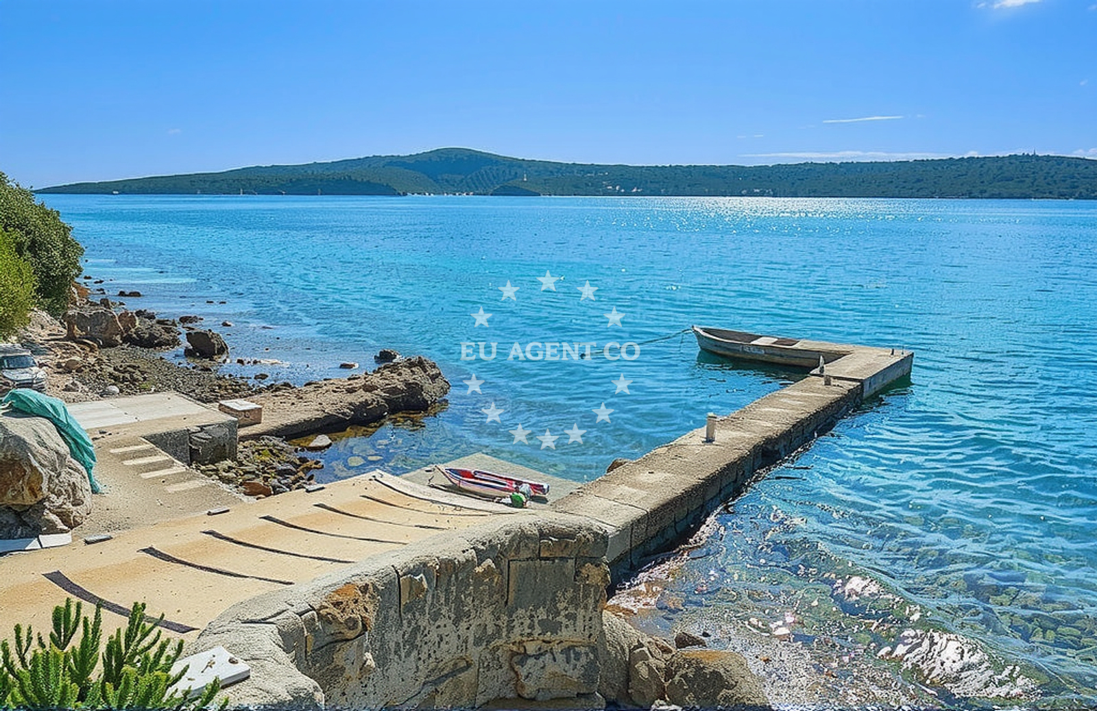 Shoreline and swimming area at Veli kus, Rivanj (Rivanj) in Veli kus