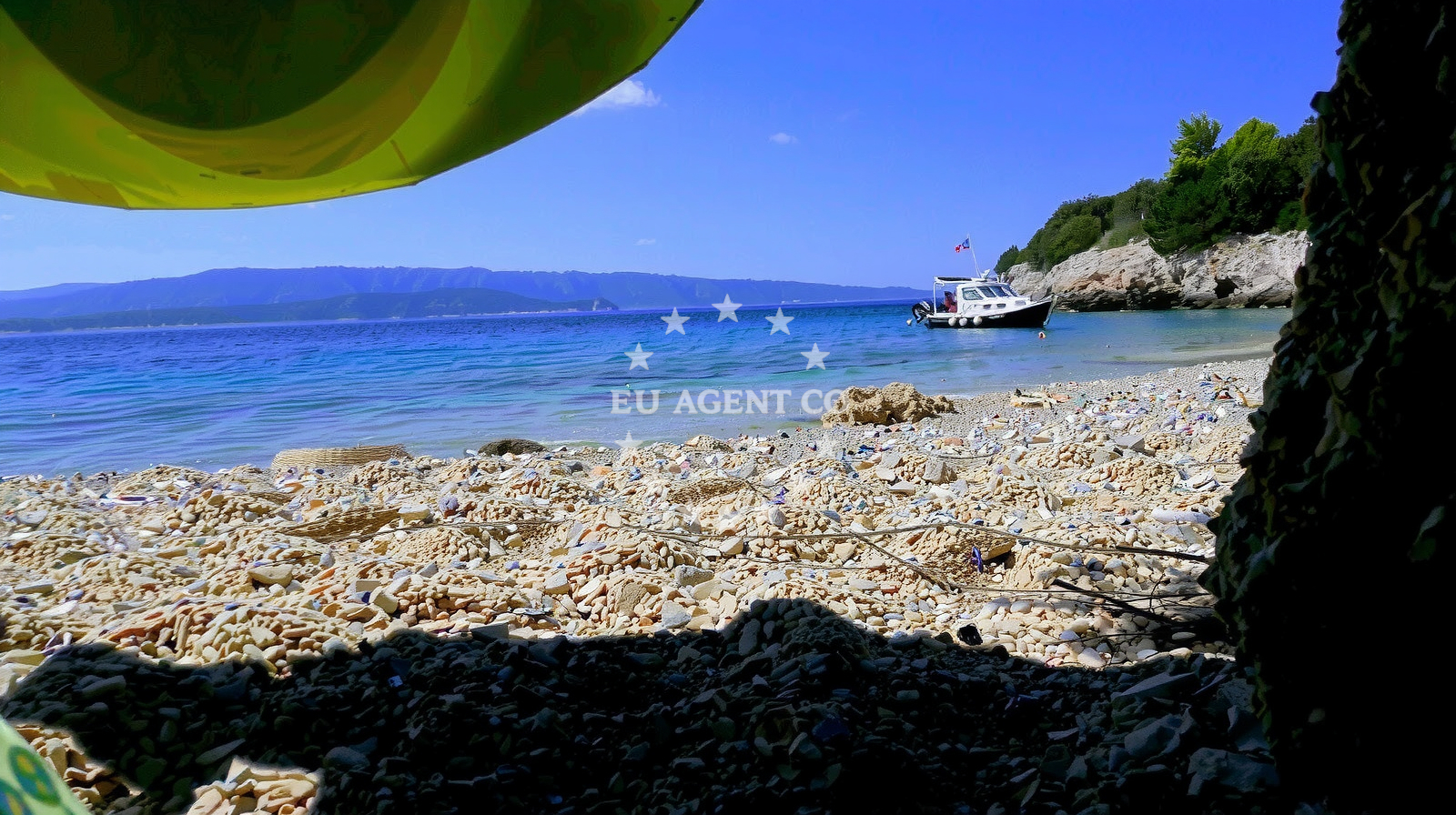 Additional view of Veli Zagradac beach in Murvica - Brač, Murvica
