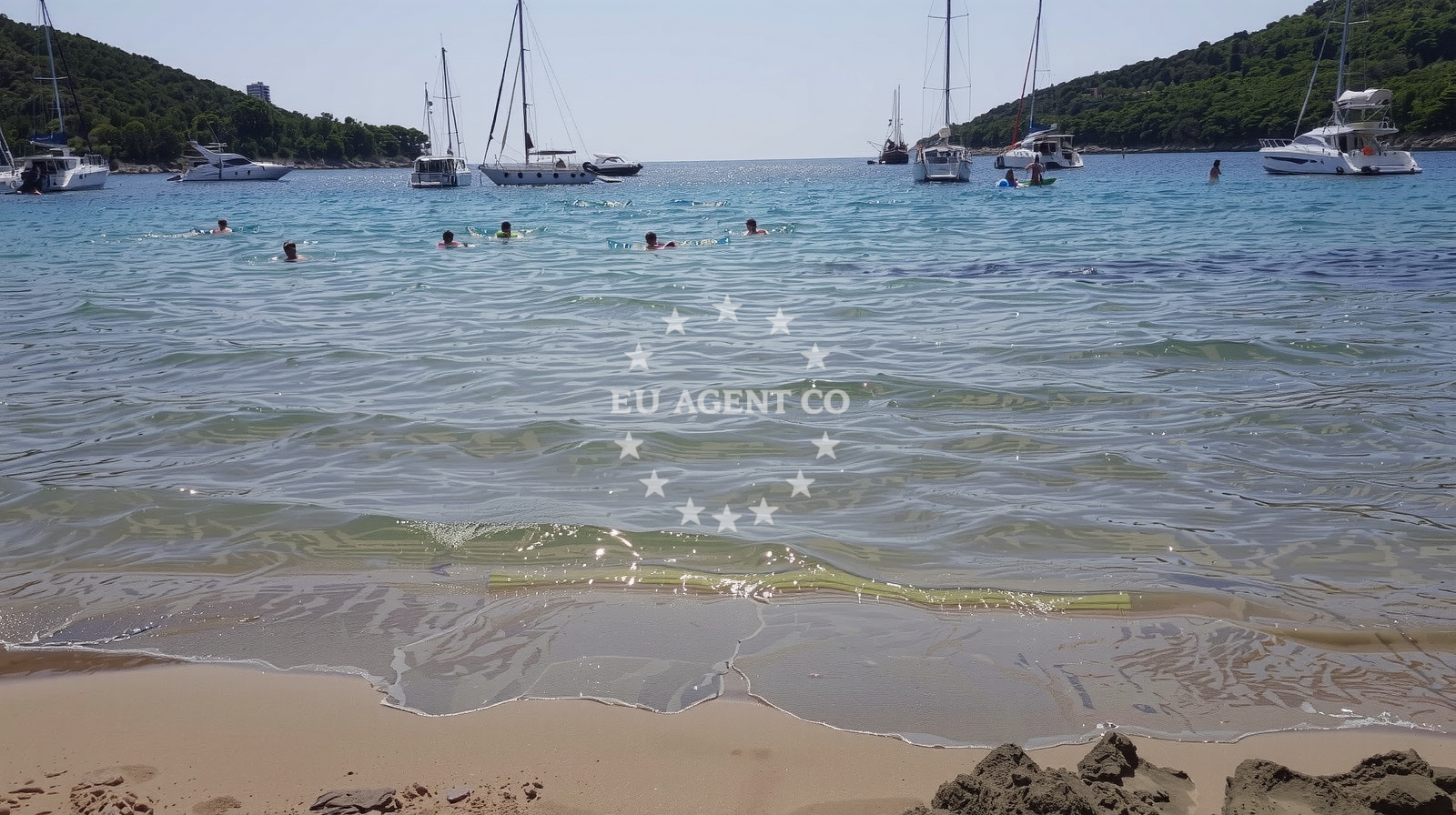 Beach facilities and surroundings at Velika Saplunara in Saplunara 8, Saplunara