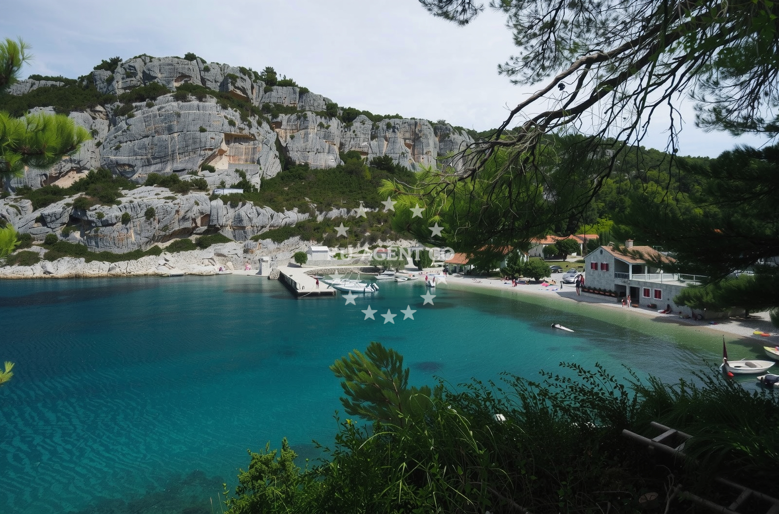 Beach facilities and surroundings at Velika Stiniva beach in Uvala Vela Stiniva, Zastražišće