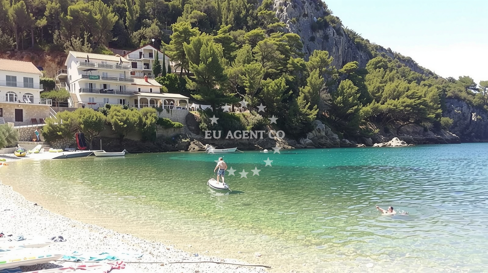 Additional view of Velika Stiniva beach in Uvala Vela Stiniva, Zastražišće