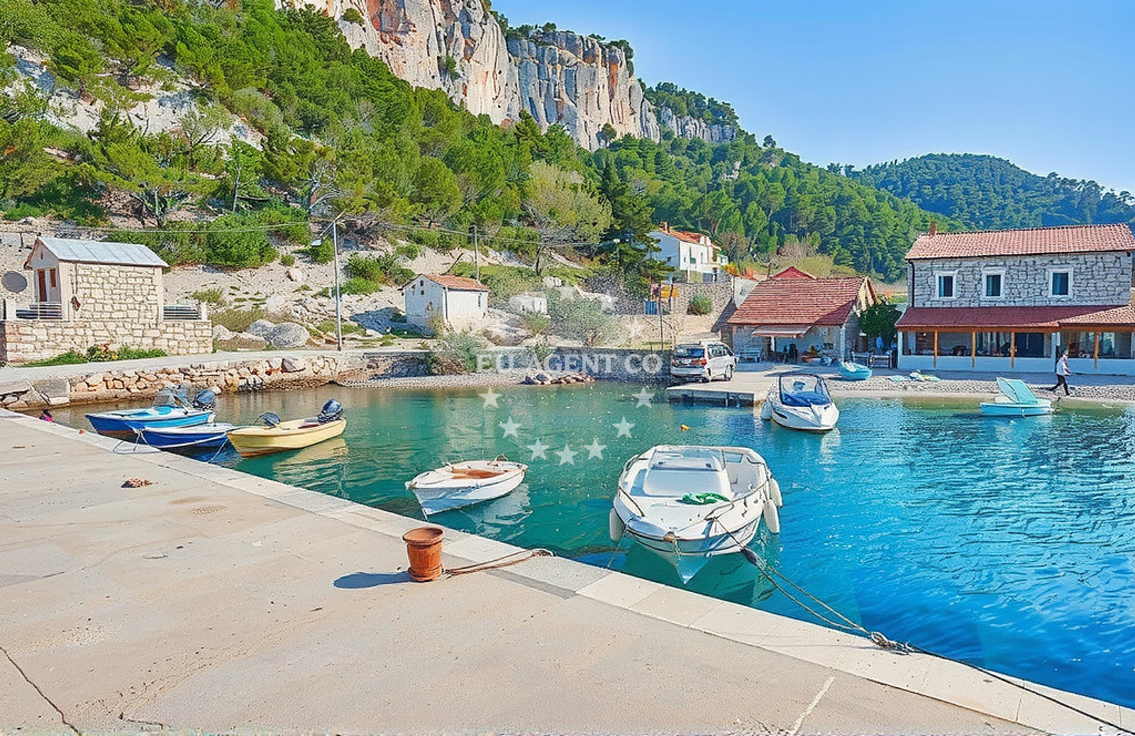 Additional view of Velika Stiniva beach in Uvala Vela Stiniva, Zastražišće