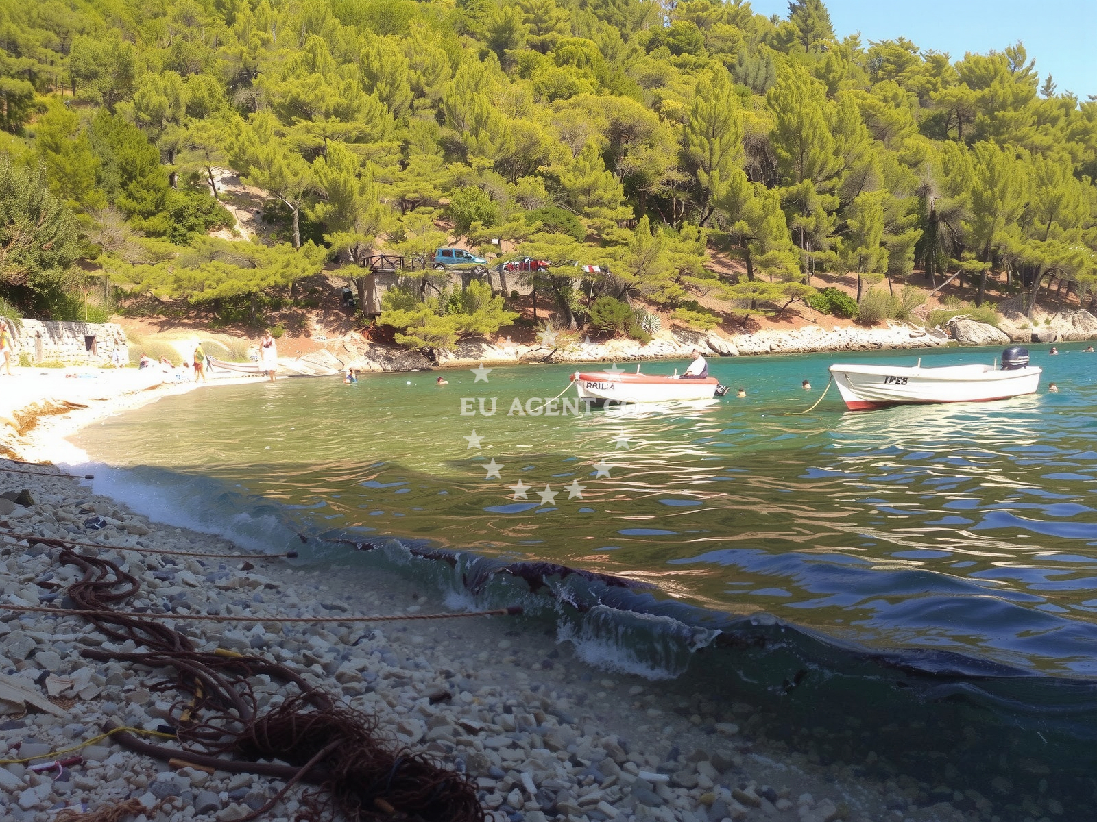 Shoreline and swimming area at Velika Uvala beach in Ulica Račevina 42/a, Bogomolje