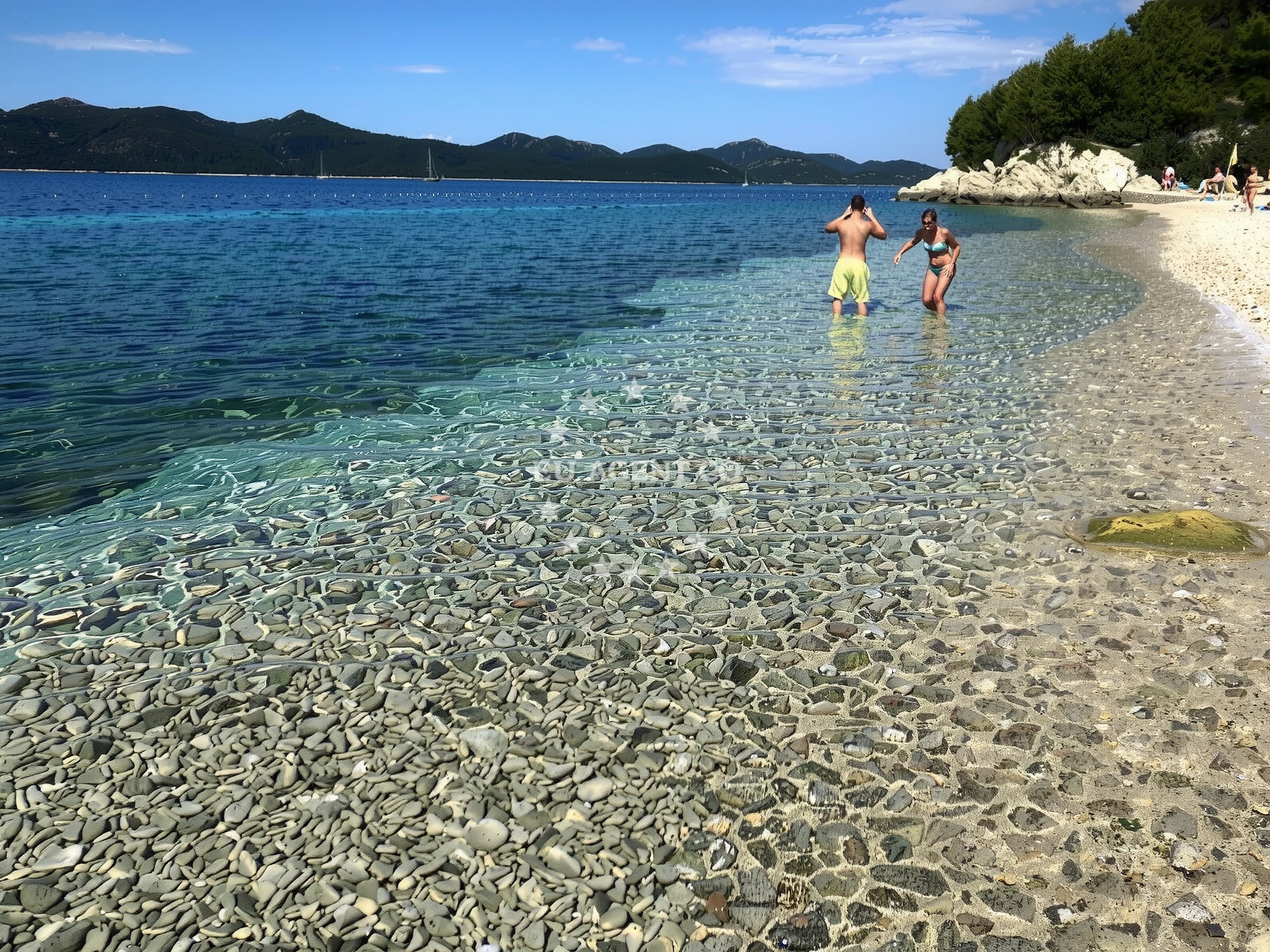 Additional view of Veliki zal beach in Žrnjak 5, Dubravica