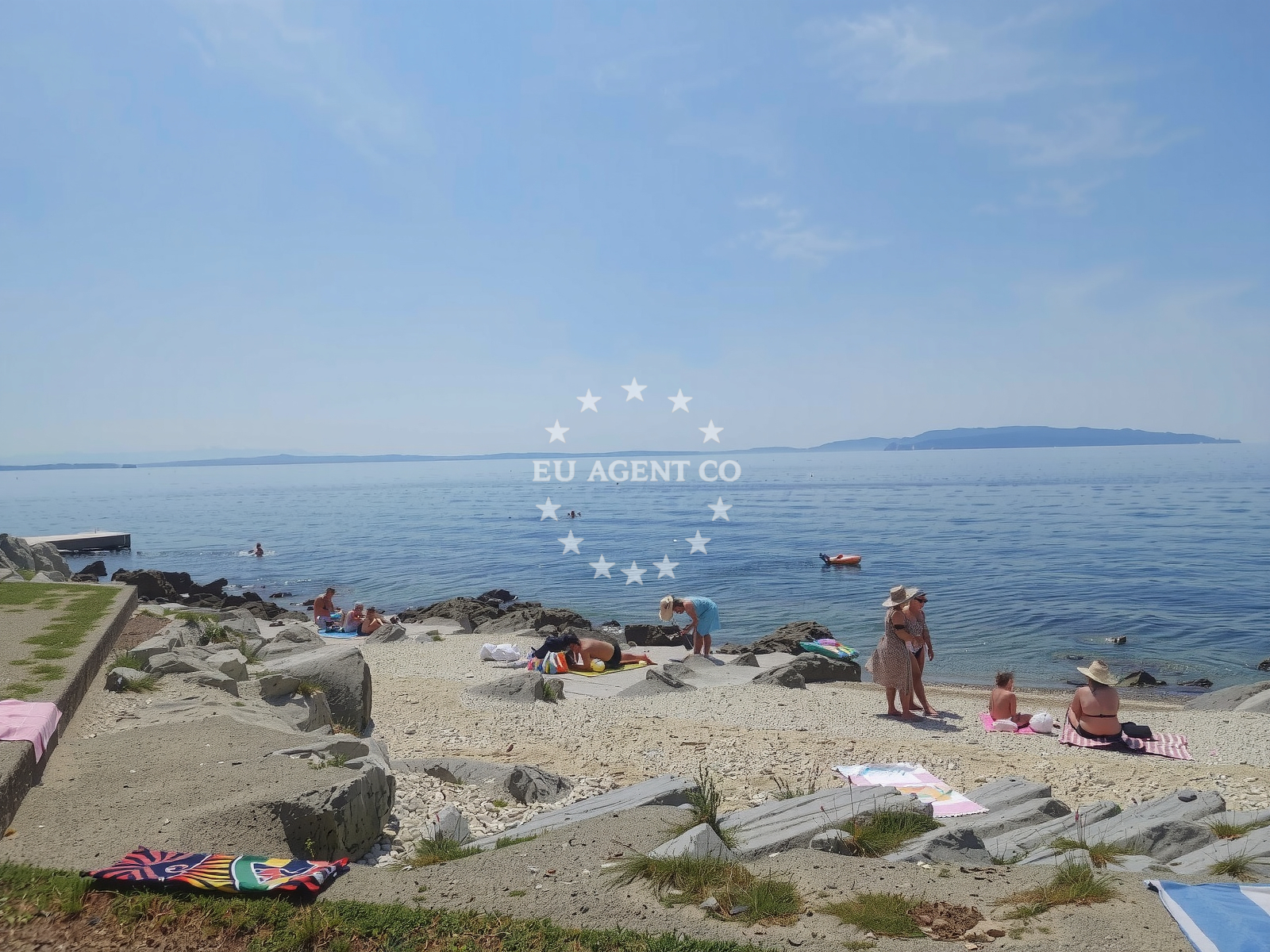 Sea and coastal view of Vila Nora Beach in Ulica Marina Jakominića 3, Rijeka