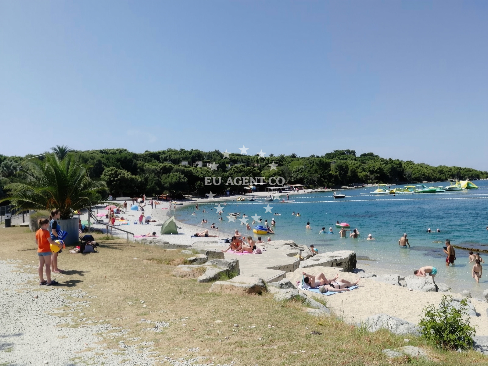 Overview of Vile beach in Camping Brioni, Puntižela 155, Pula