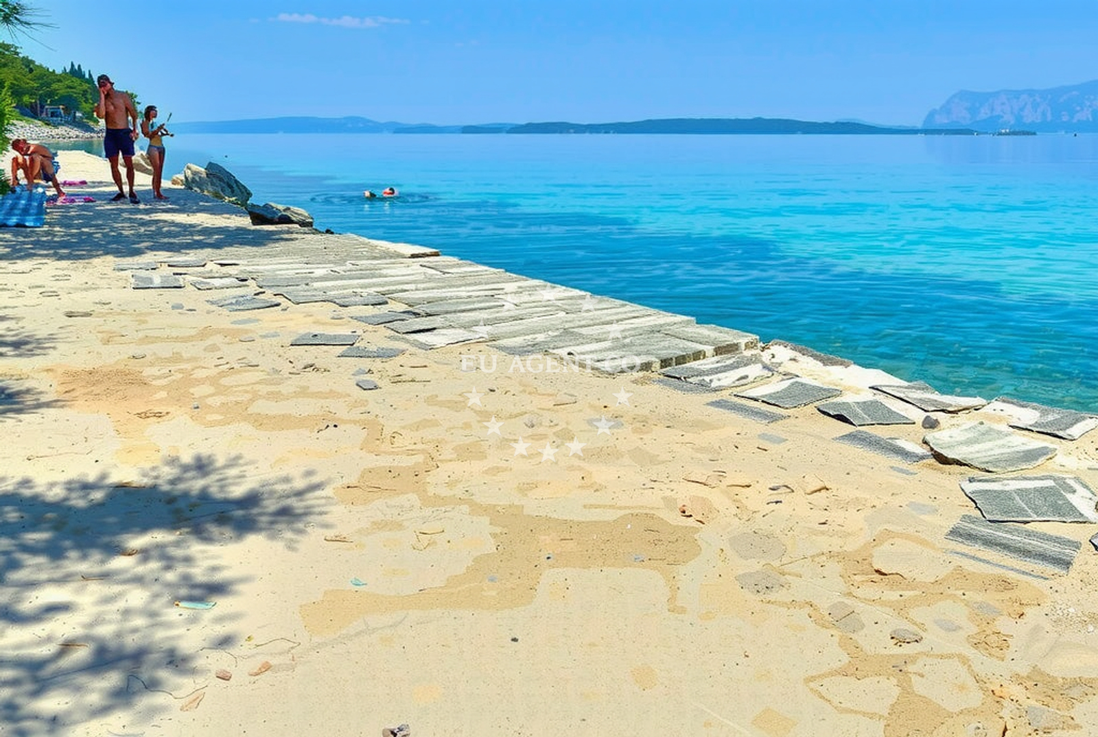 Beach facilities and surroundings at Vile, Trpanj in Vile
