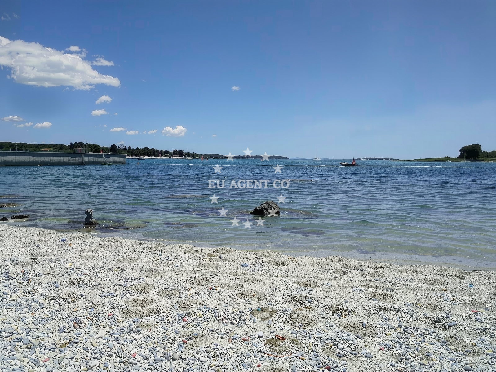 Shoreline and swimming area at Villas Rubin in Polari 1, Rovinj