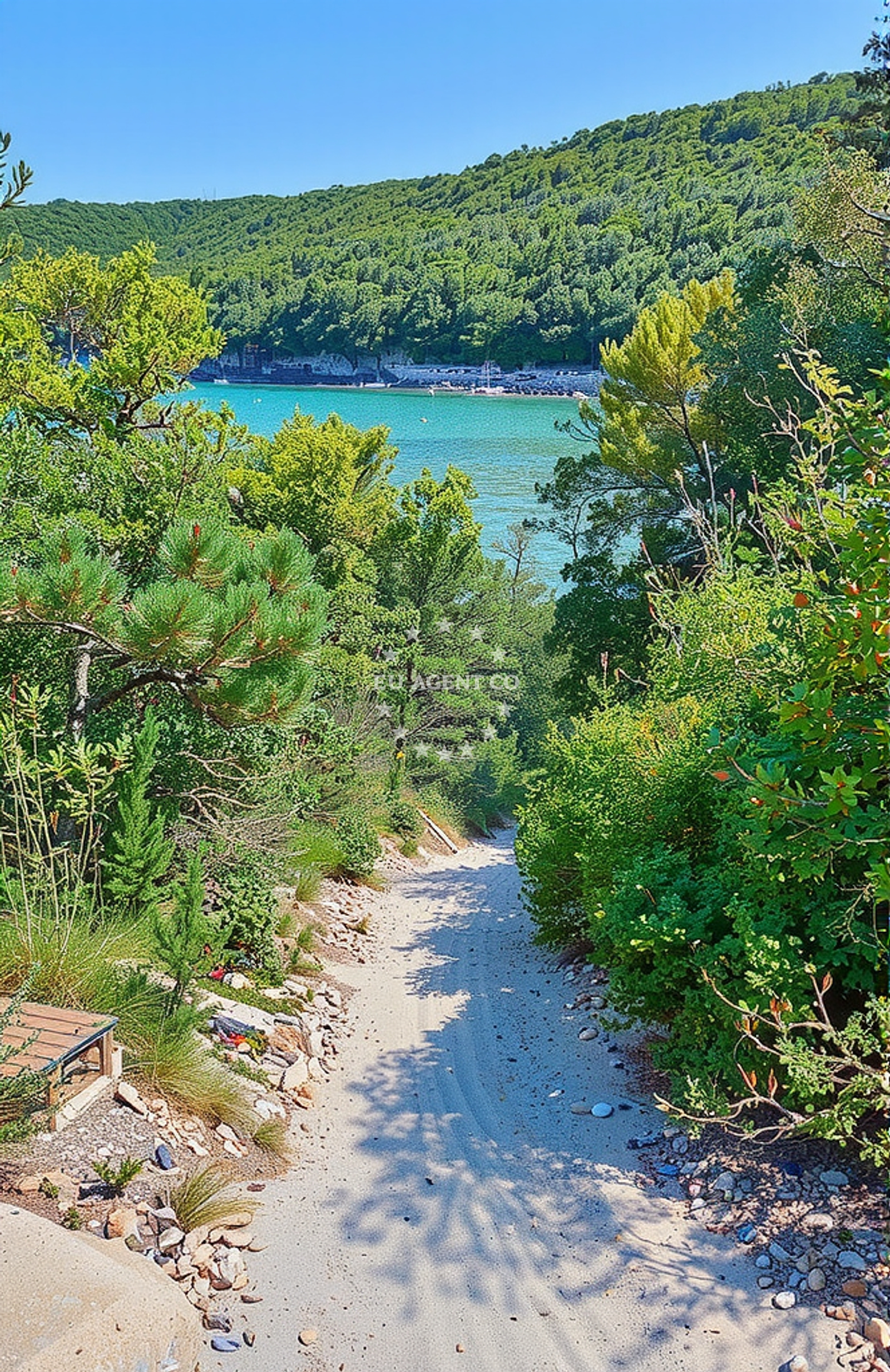 Additional view of Vinjole beach in 136, Kavran