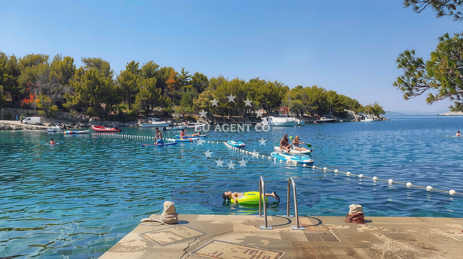 Shoreline and swimming area at Vira Beach in Uvala Kalober 3 (Pribinja), Hvar