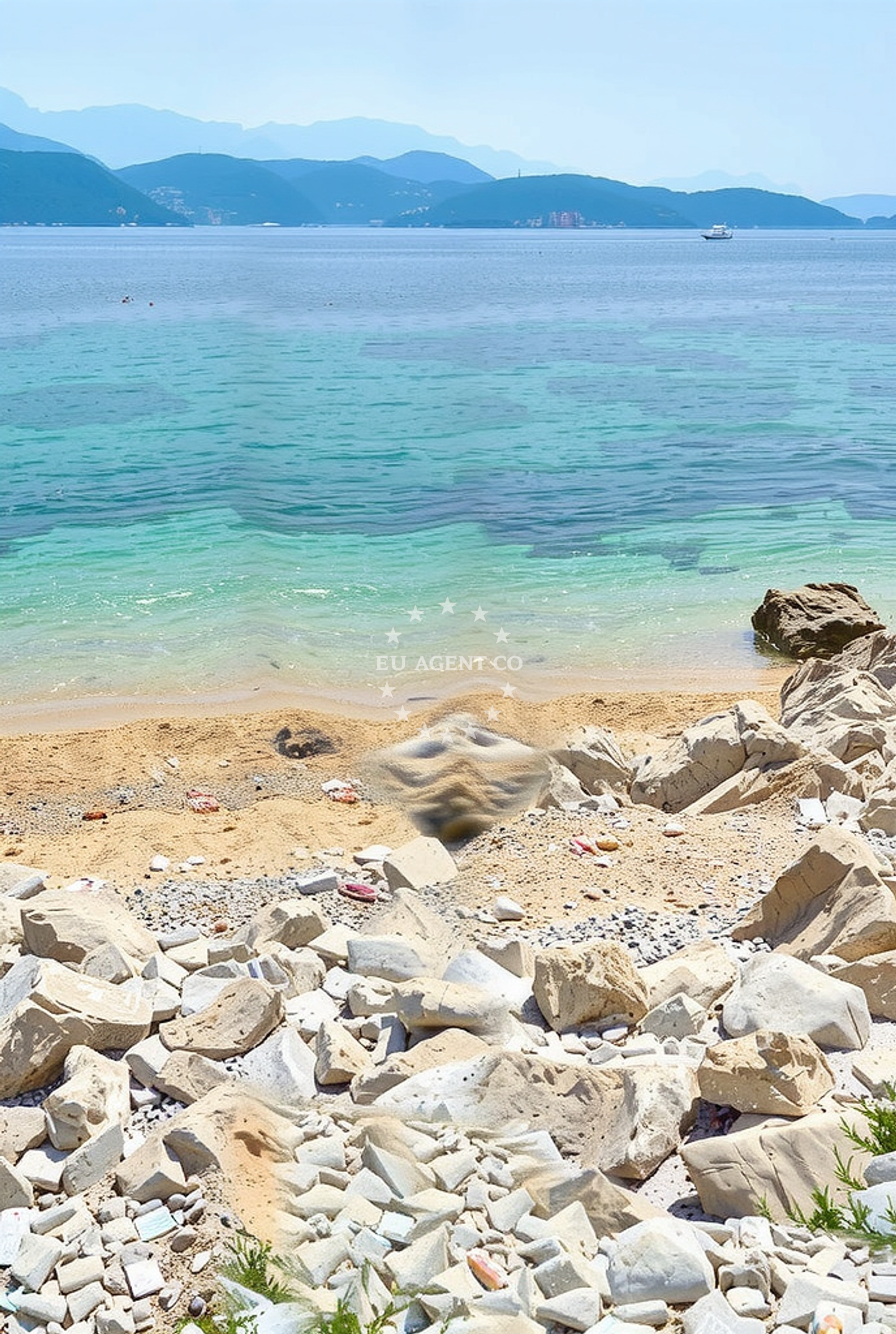 Shoreline and swimming area at Vitaljina: beaches and coves (2) in Vitaljina