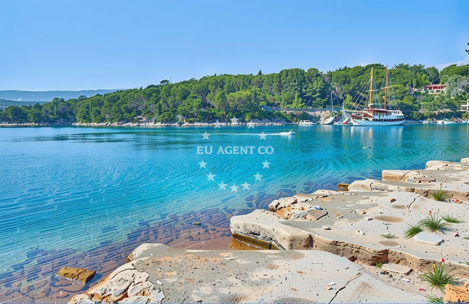 Beach facilities and surroundings at Vlaška, Vrboska (Hvar) in Vlaška
