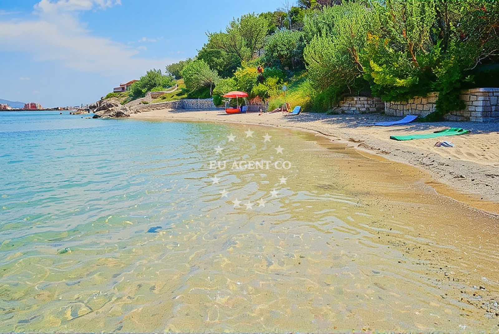 Additional view of Vodice beach in Ulica Hanibala Lucića 16, Pag