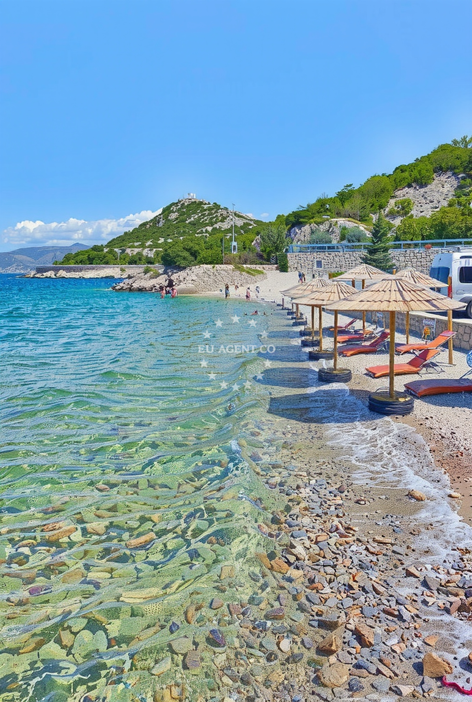 Shoreline and swimming area at Volarice: beaches and coves (2) in Volarice