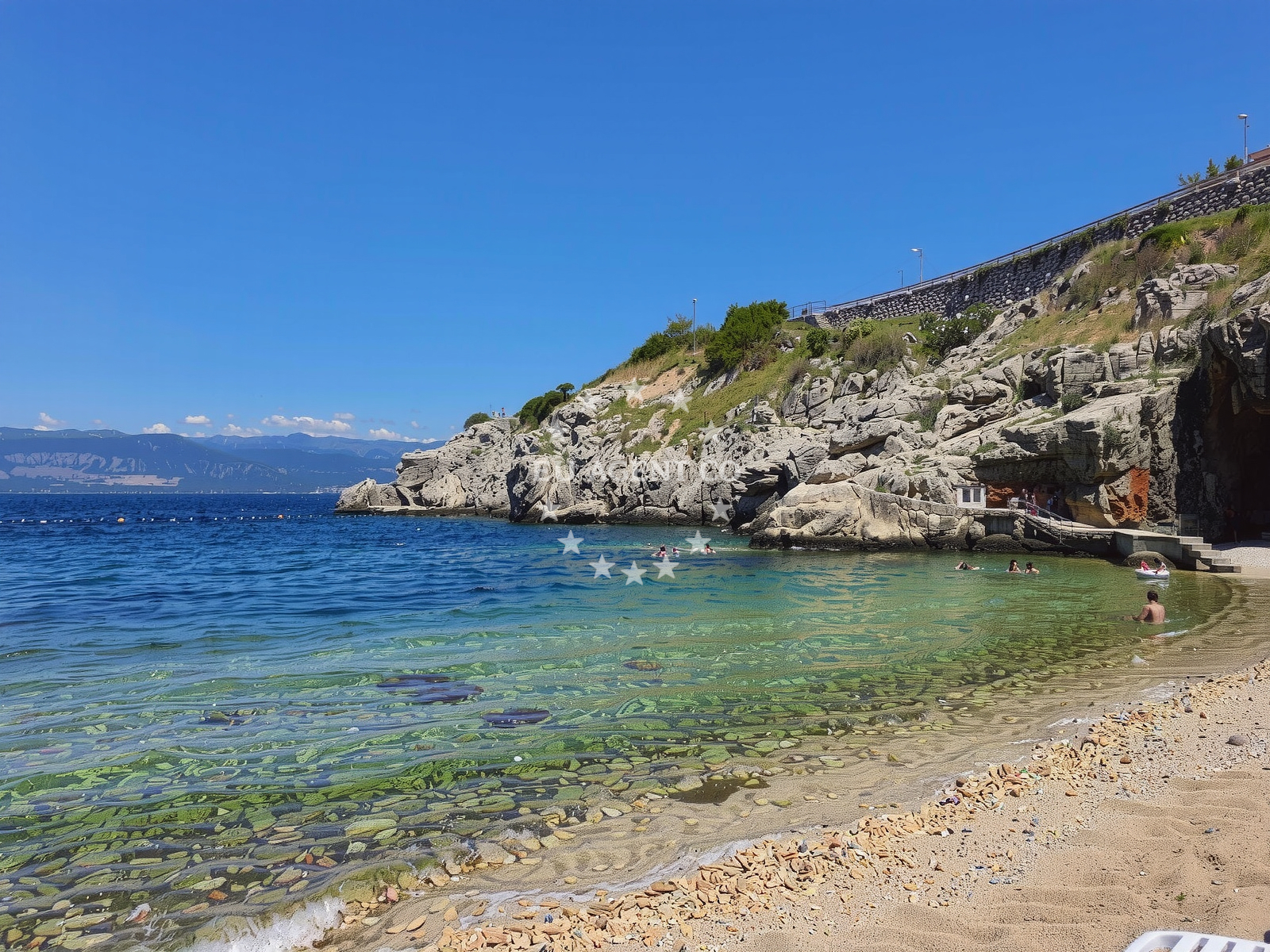 Sea and coastal view of Vrbnik beach in Glagoljaška ulica 6, Vrbnik