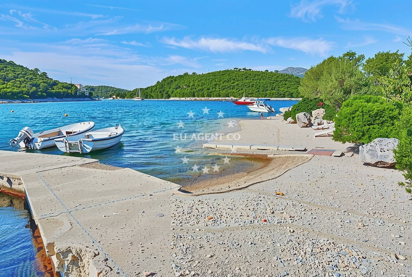 Shoreline and swimming area at Vrbovica, Žrnovo (Korčula) in Vrbovica