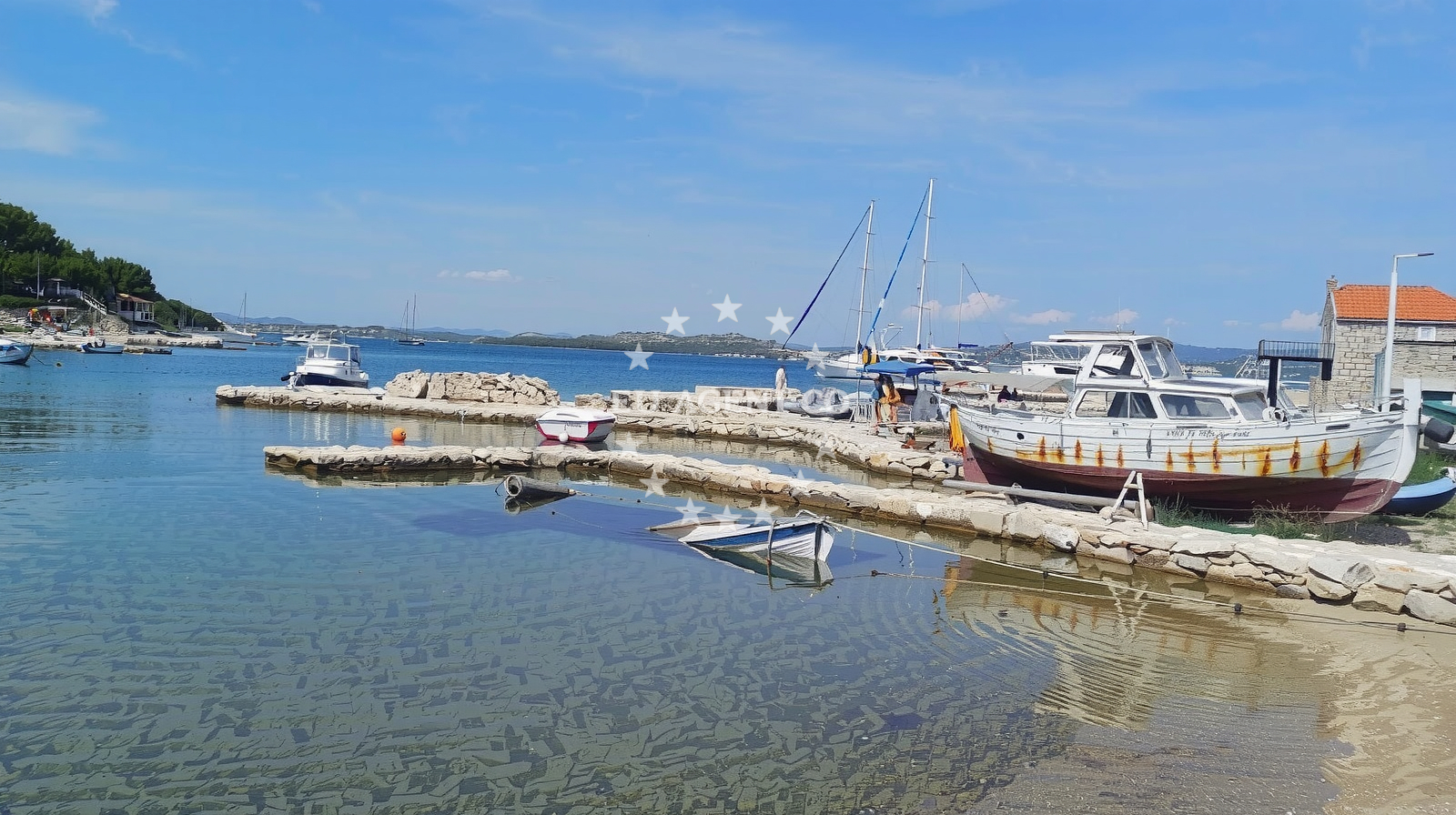Additional view of Vrgada Beach in Ulica Zdeslava Turića, Drage