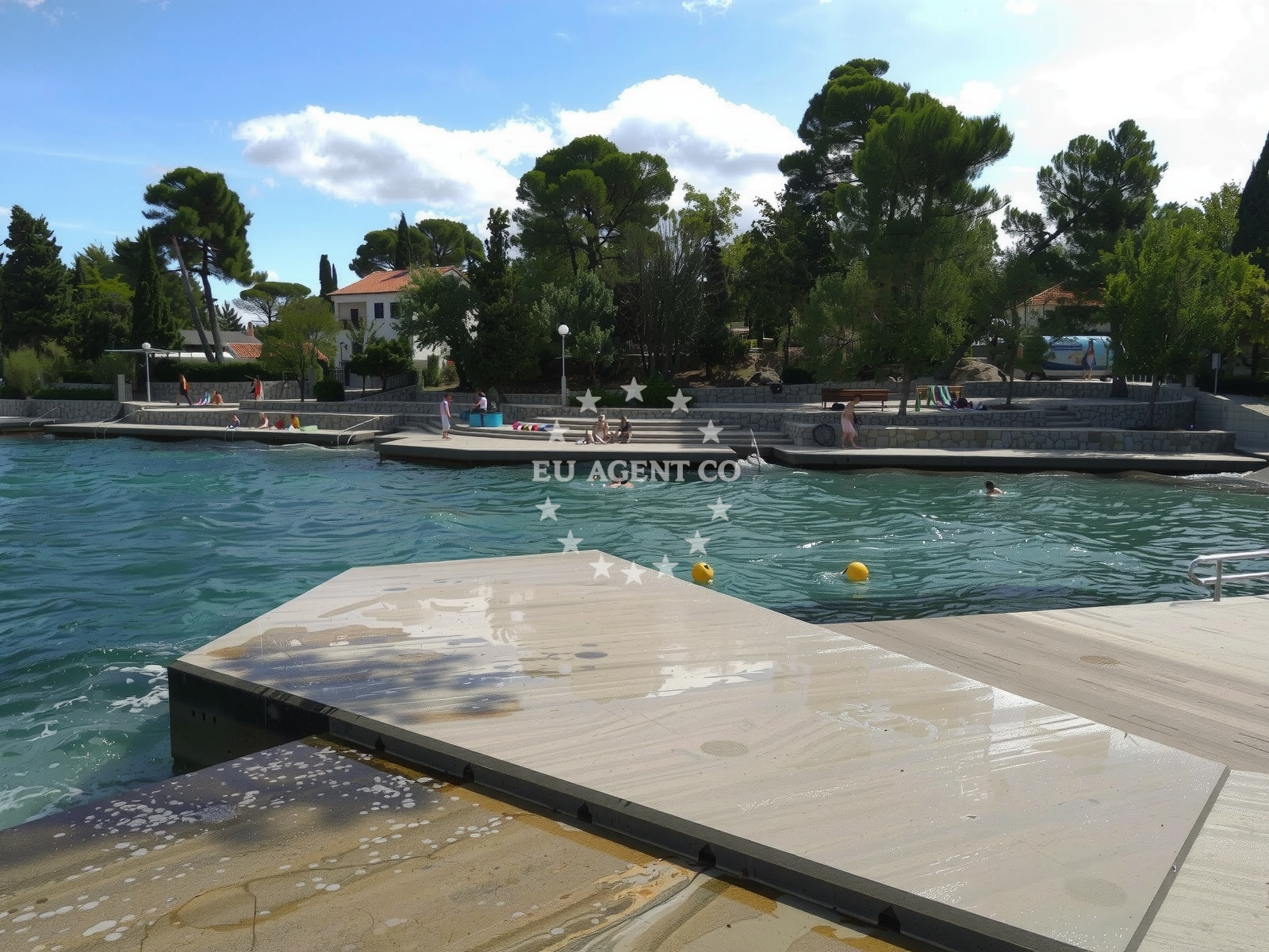 Overview of Vrtaca Bay in Zagrebačka 7, Malinska
