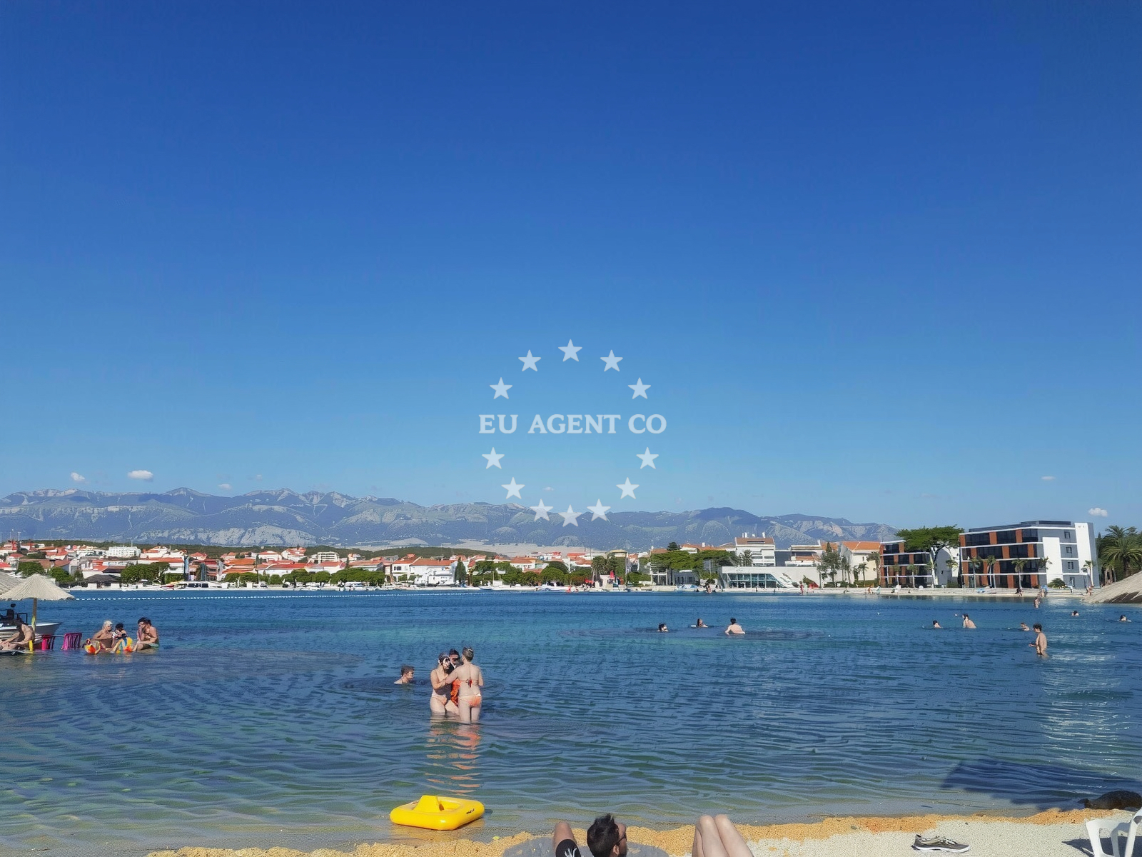 Additional view of Vrtic beach in Jadranski put 20 A, Novalja