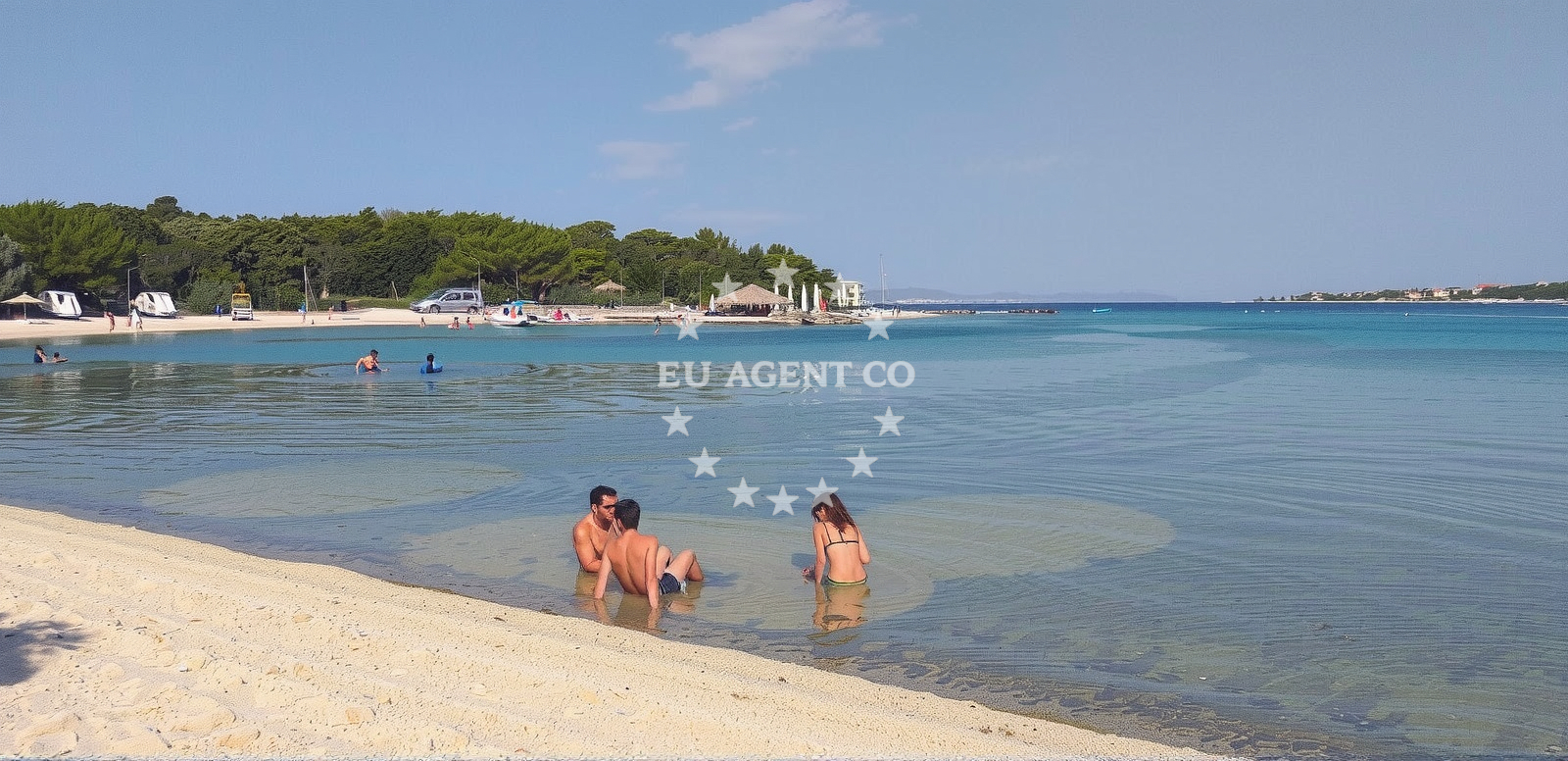 Additional view of Vrtic beach in Jadranski put 20 A, Novalja