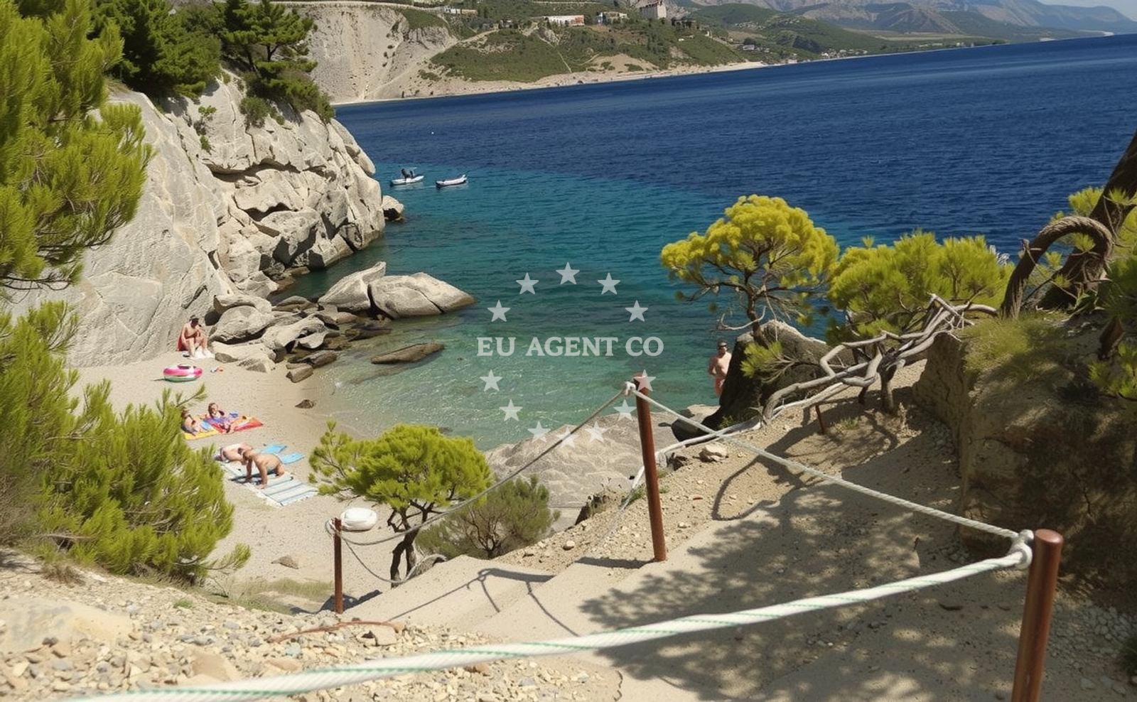 Beach facilities and surroundings at Vruje beach in Put Vruje 104, Pisak