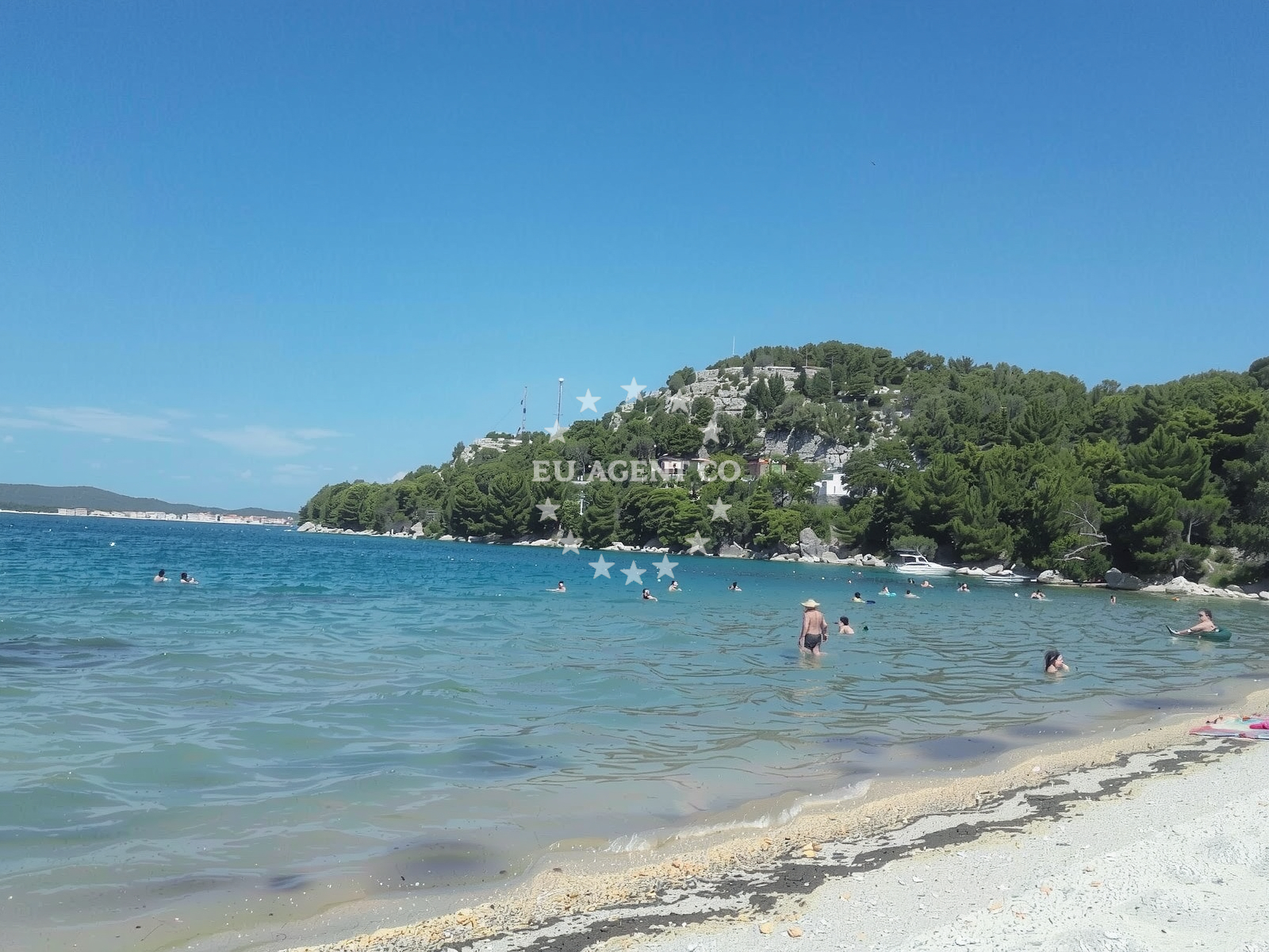 Additional view of Zaboric beach in 17 Put Sike, Zaboric