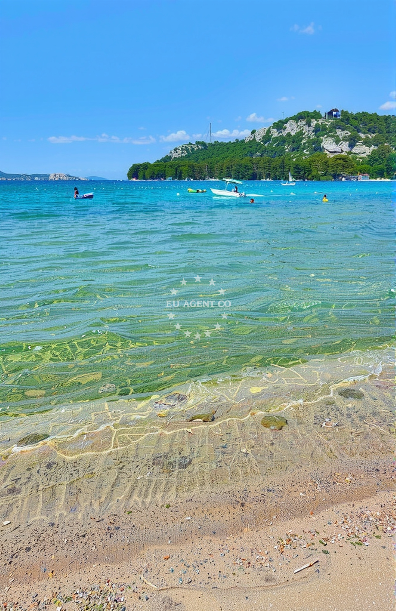 Beach facilities and surroundings at Žaborić: beaches and coves (6) in Žaborić