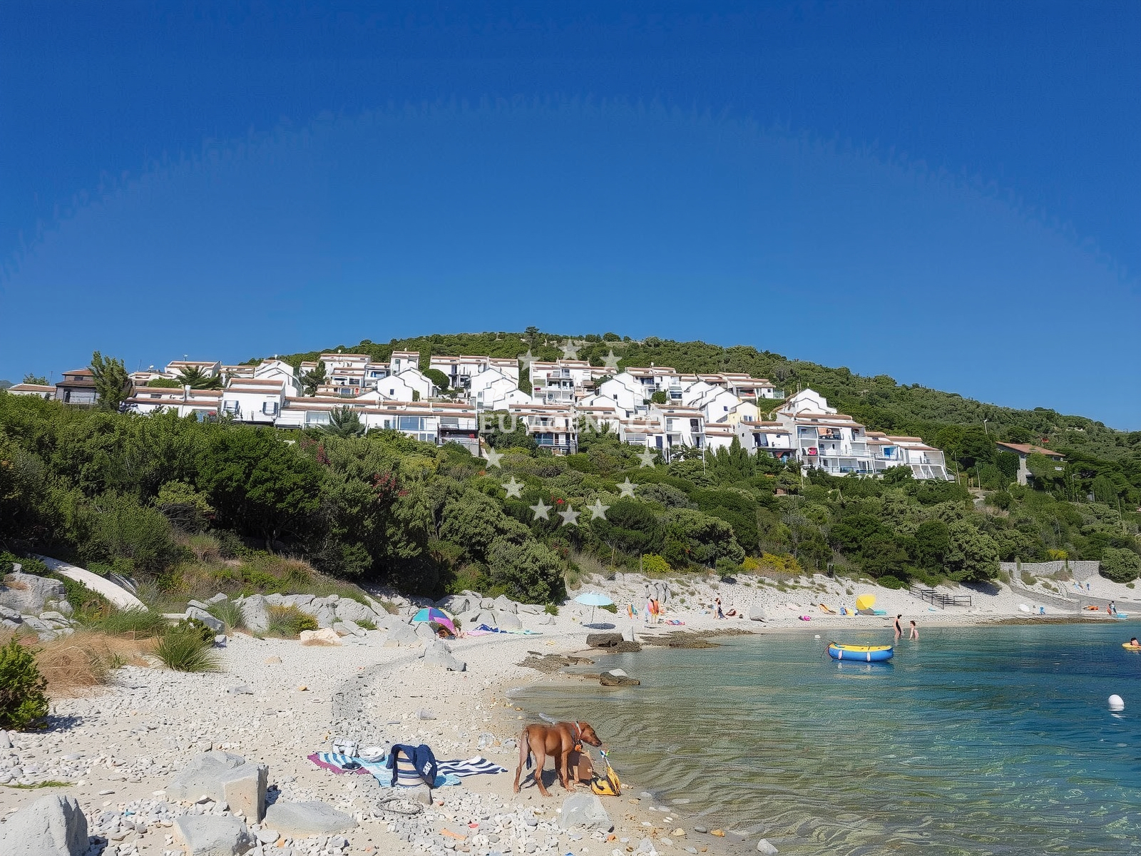 Shoreline and swimming area at Zaglav beach in Miholašćica 1i, Miholašćica